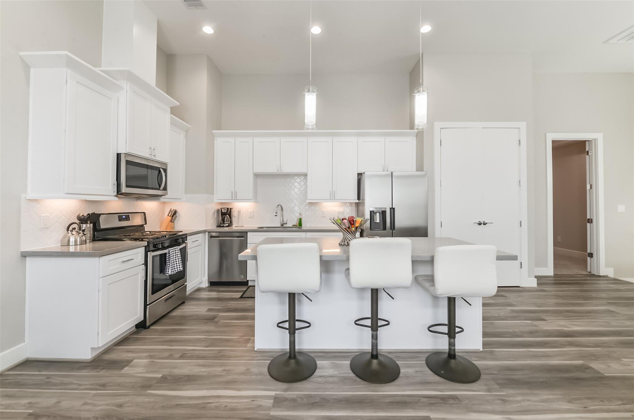 5902 Gardendale Drive # B