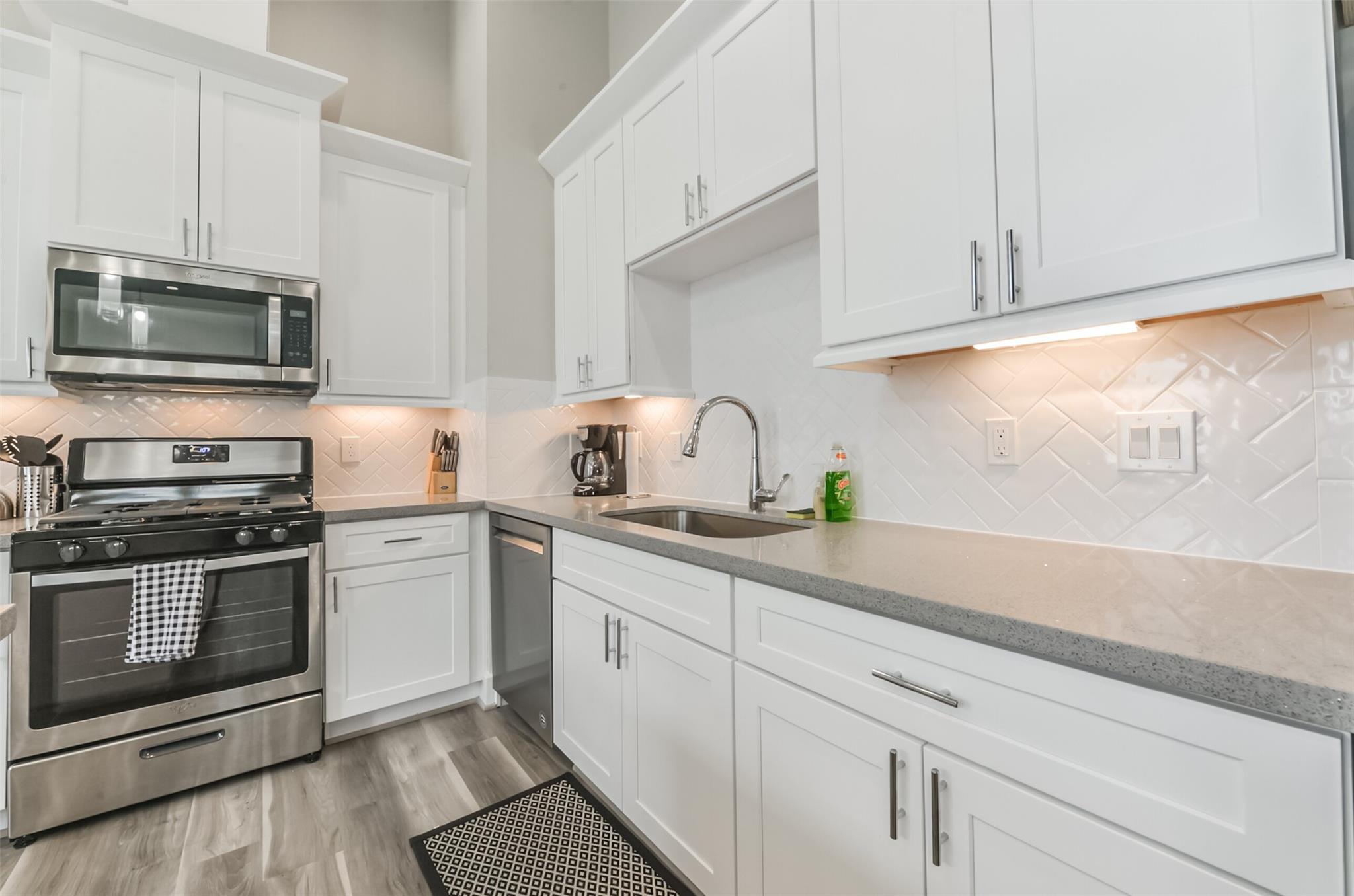 5902 Gardendale Drive # B