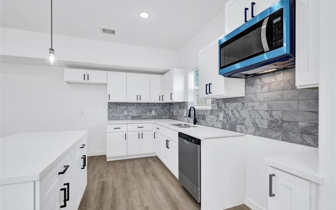 8021 Birmingham Street