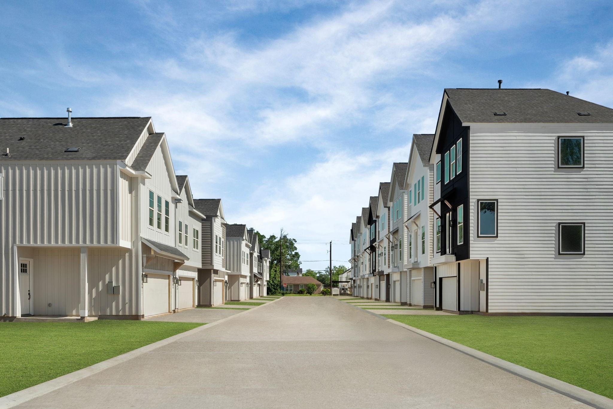 5832 Highland Sun Lane