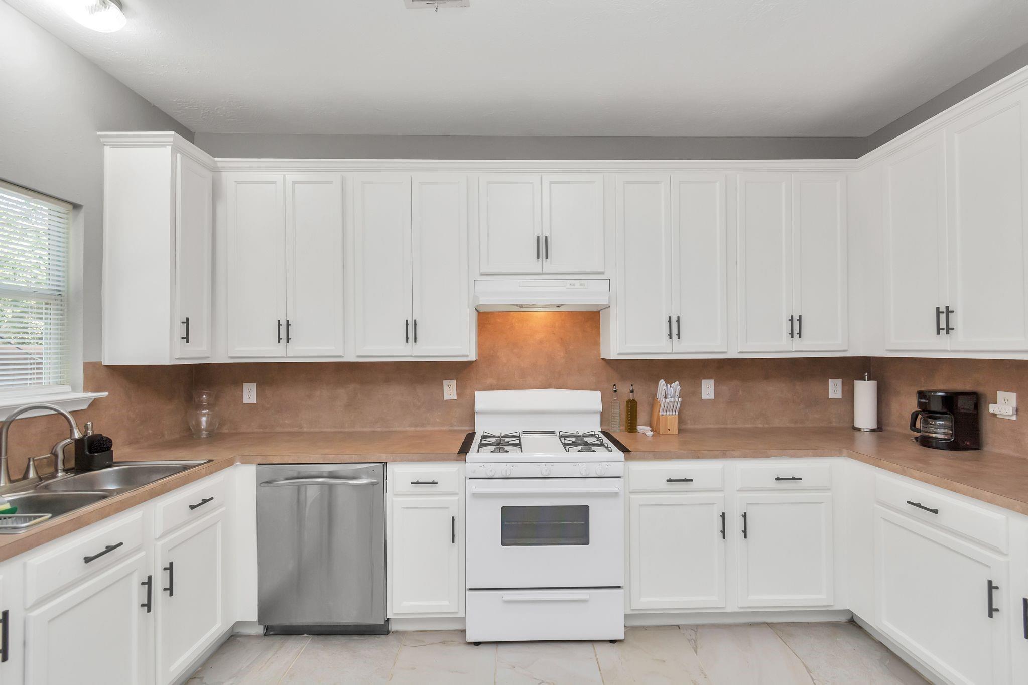 5822 Santa Bernadetta