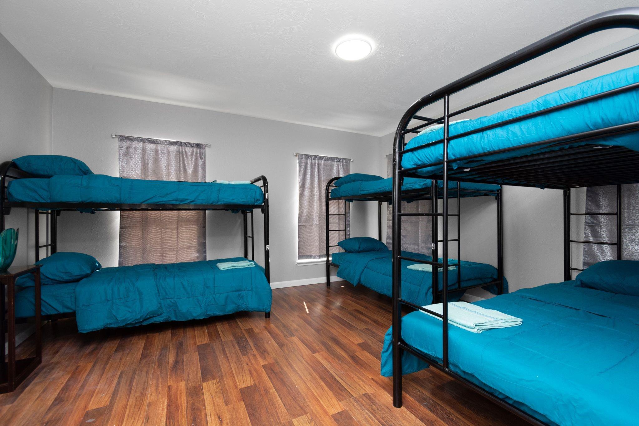 5822 Santa Bernadetta