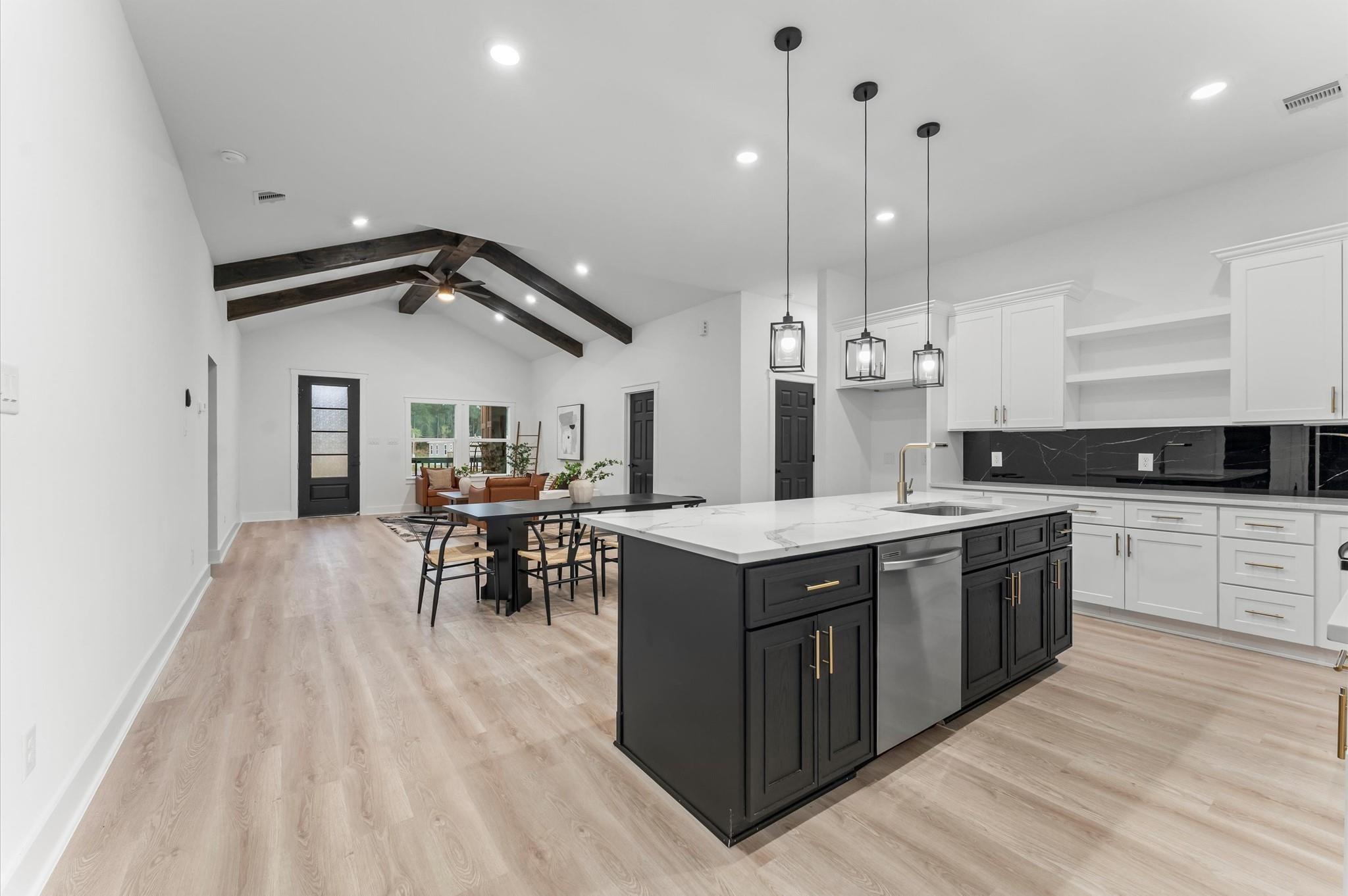 1133 Long Leaf Pine Street