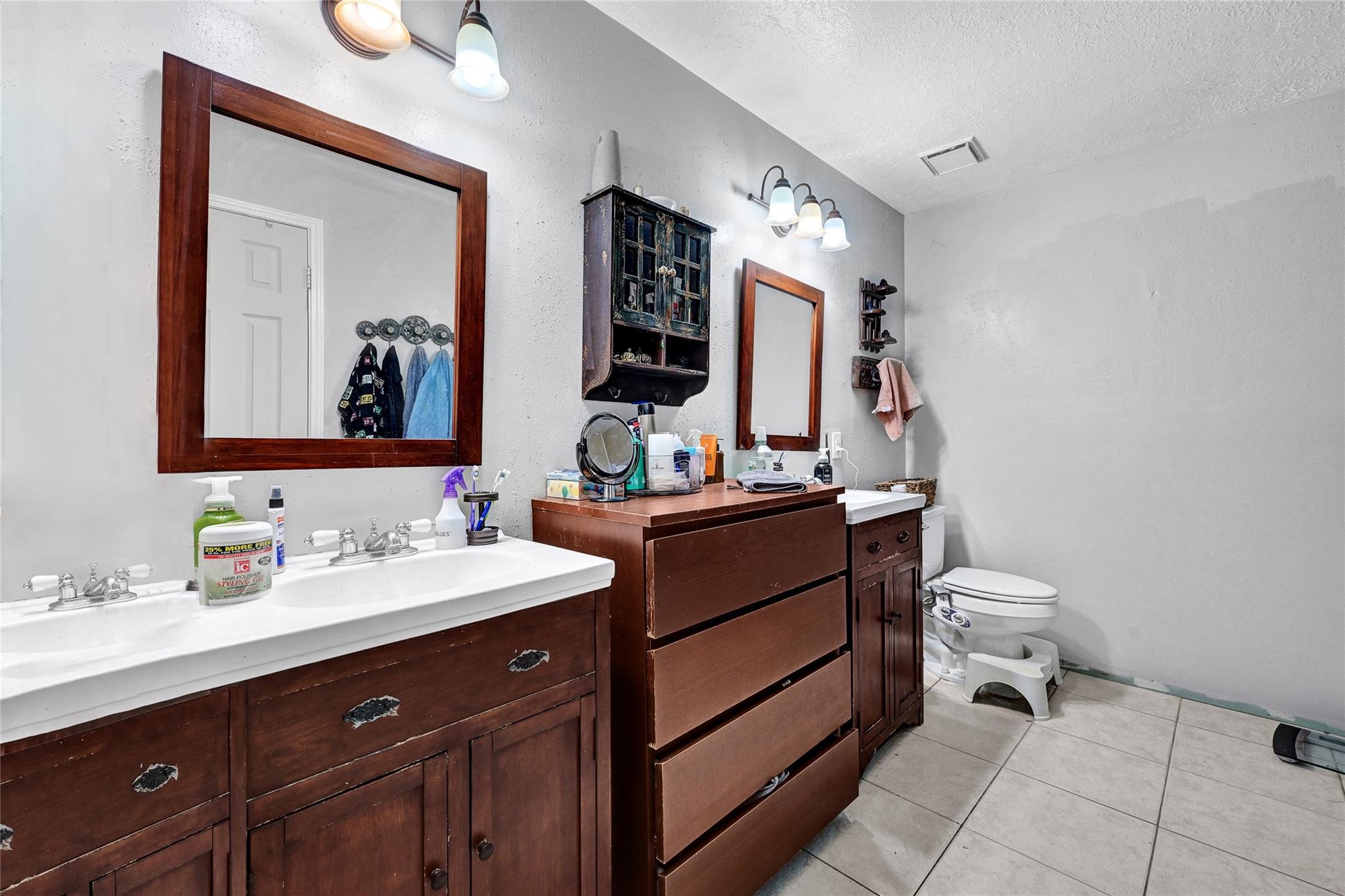 7415 San Simeon Drive, Houston