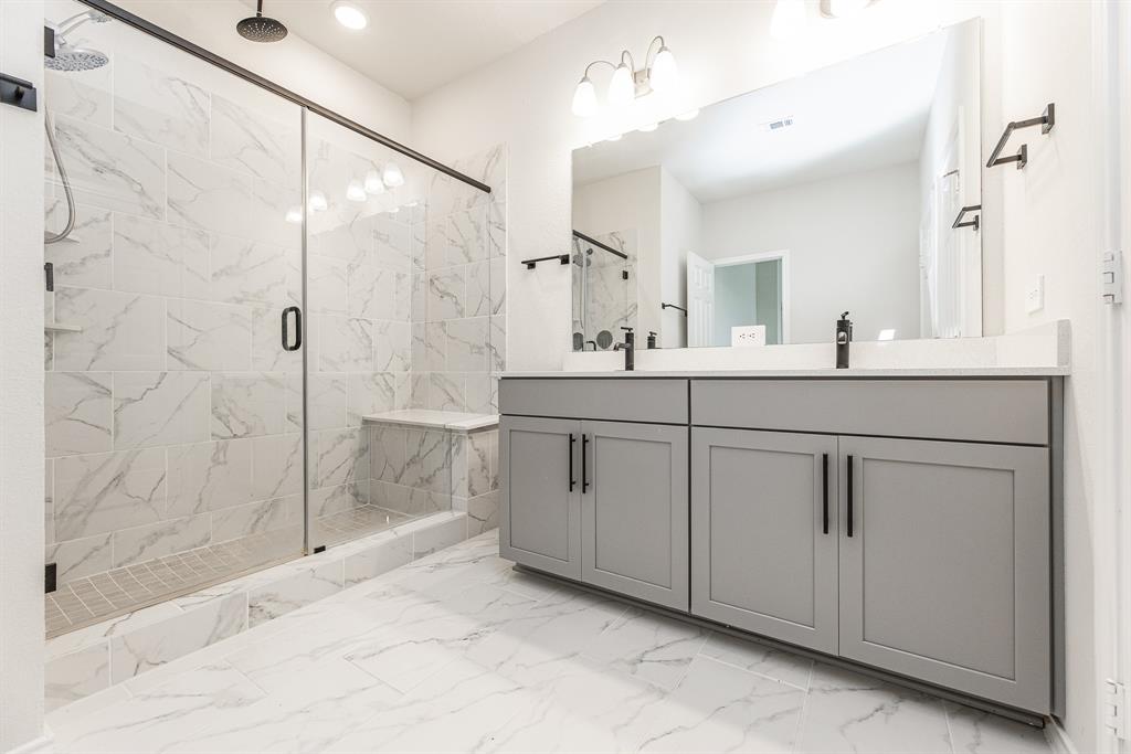 3418 Avondale View Drive