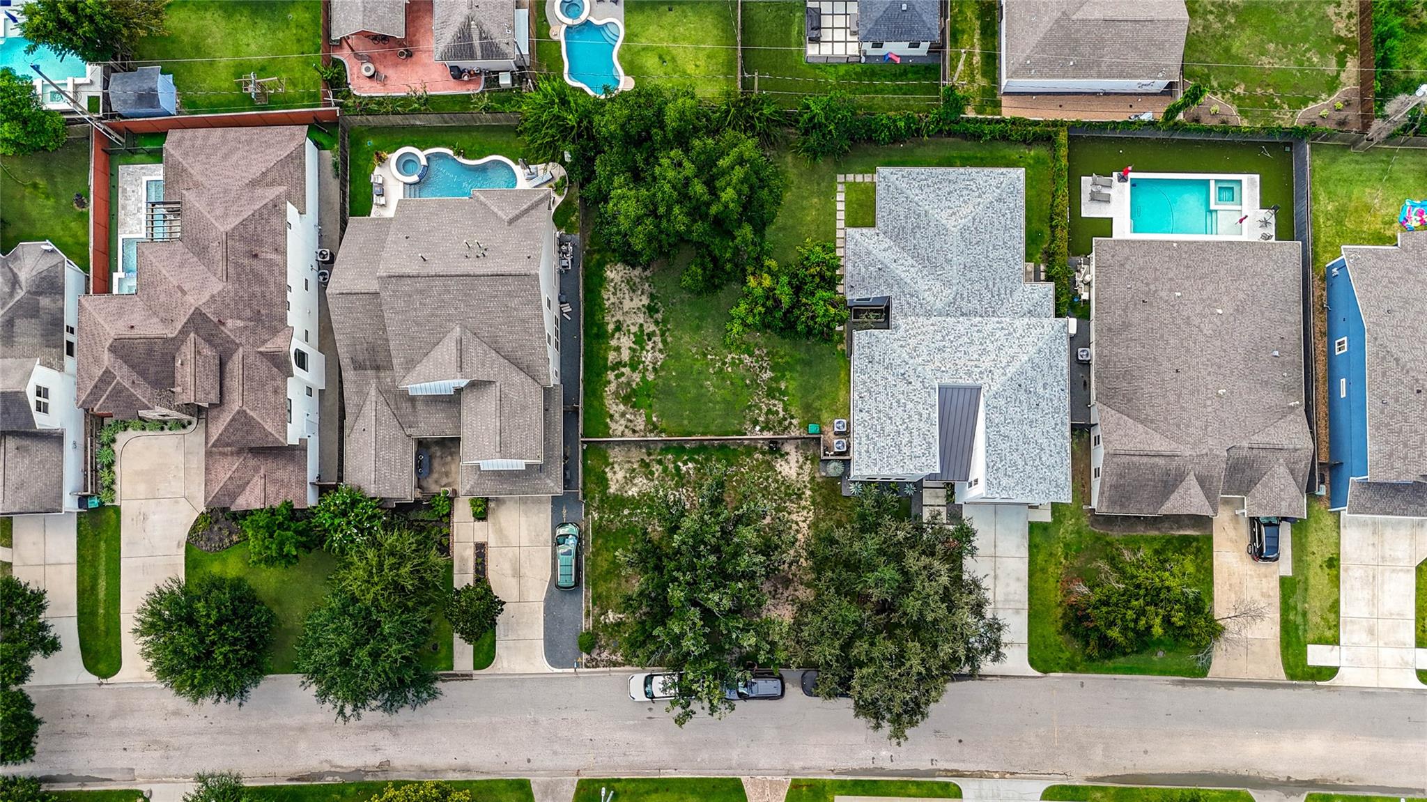 1705 Ebony Lane