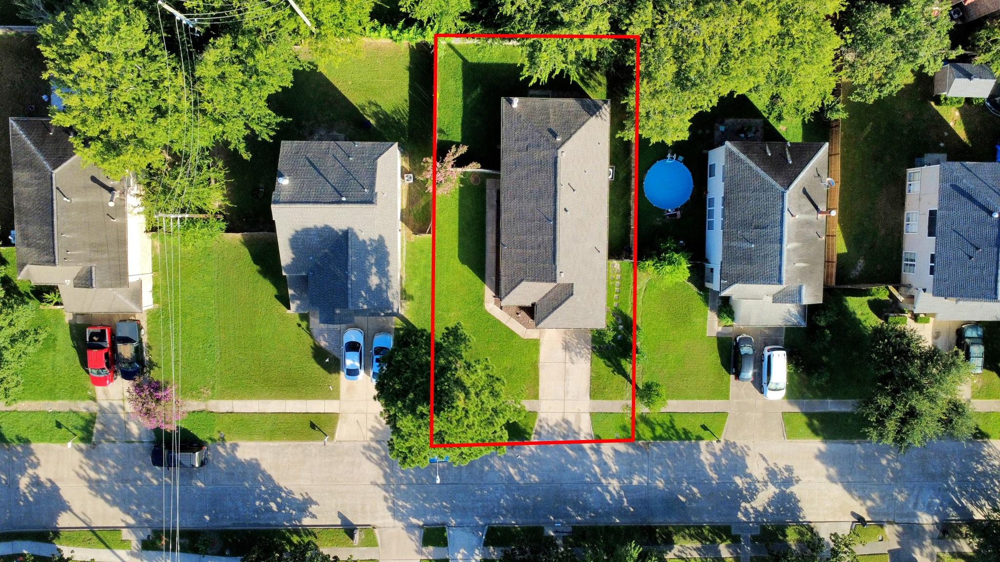 6711 Autumn Flowers Drive