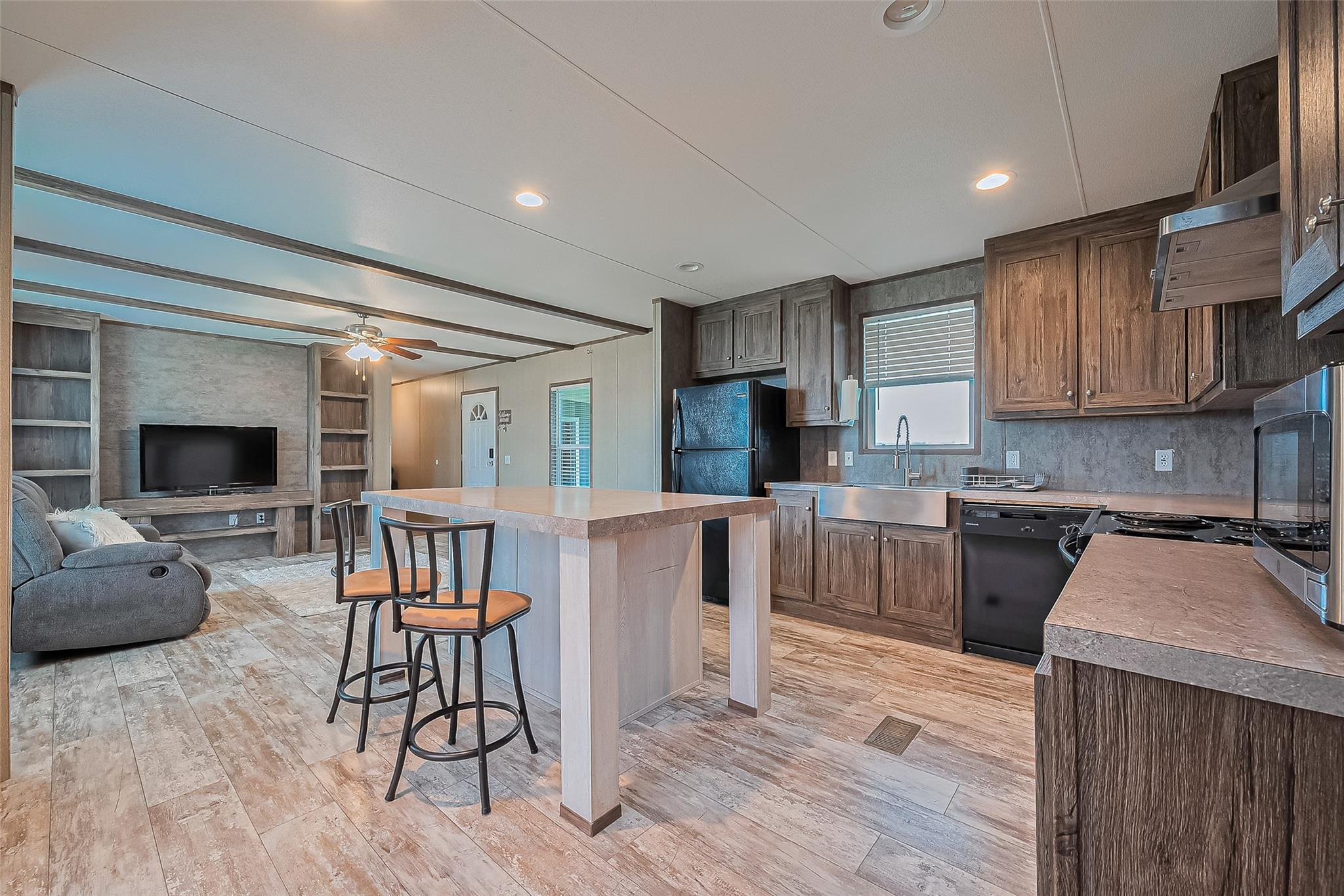 1122 Road 57221