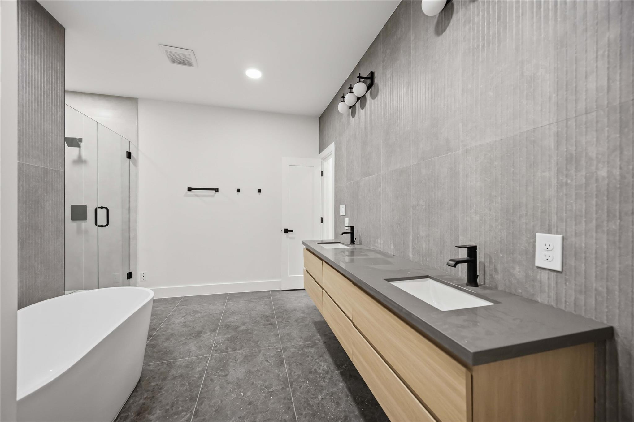 3704 Mount Pleasant Street Unit: A/B