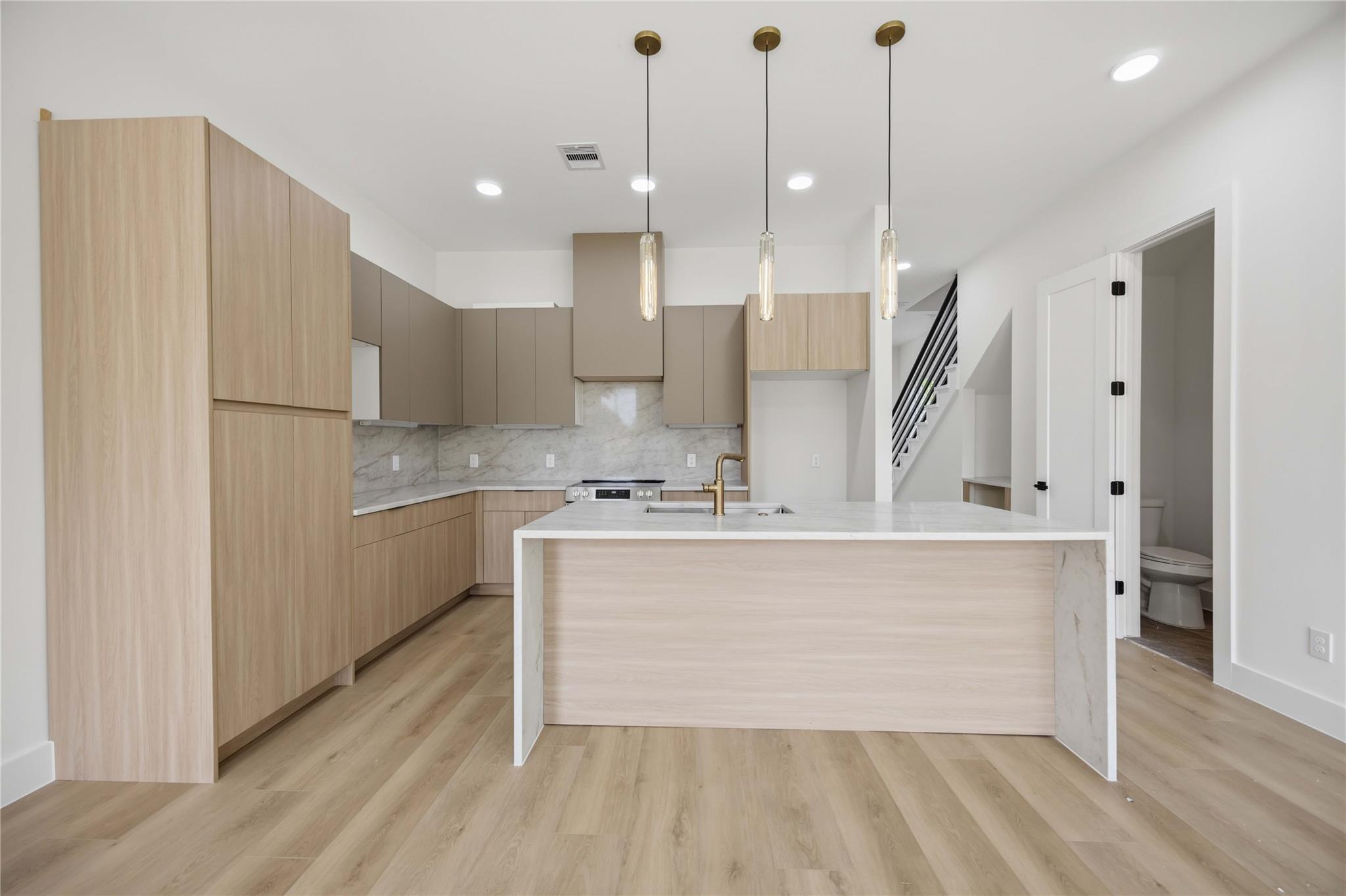 3704 Mount Pleasant Street Unit: A/B