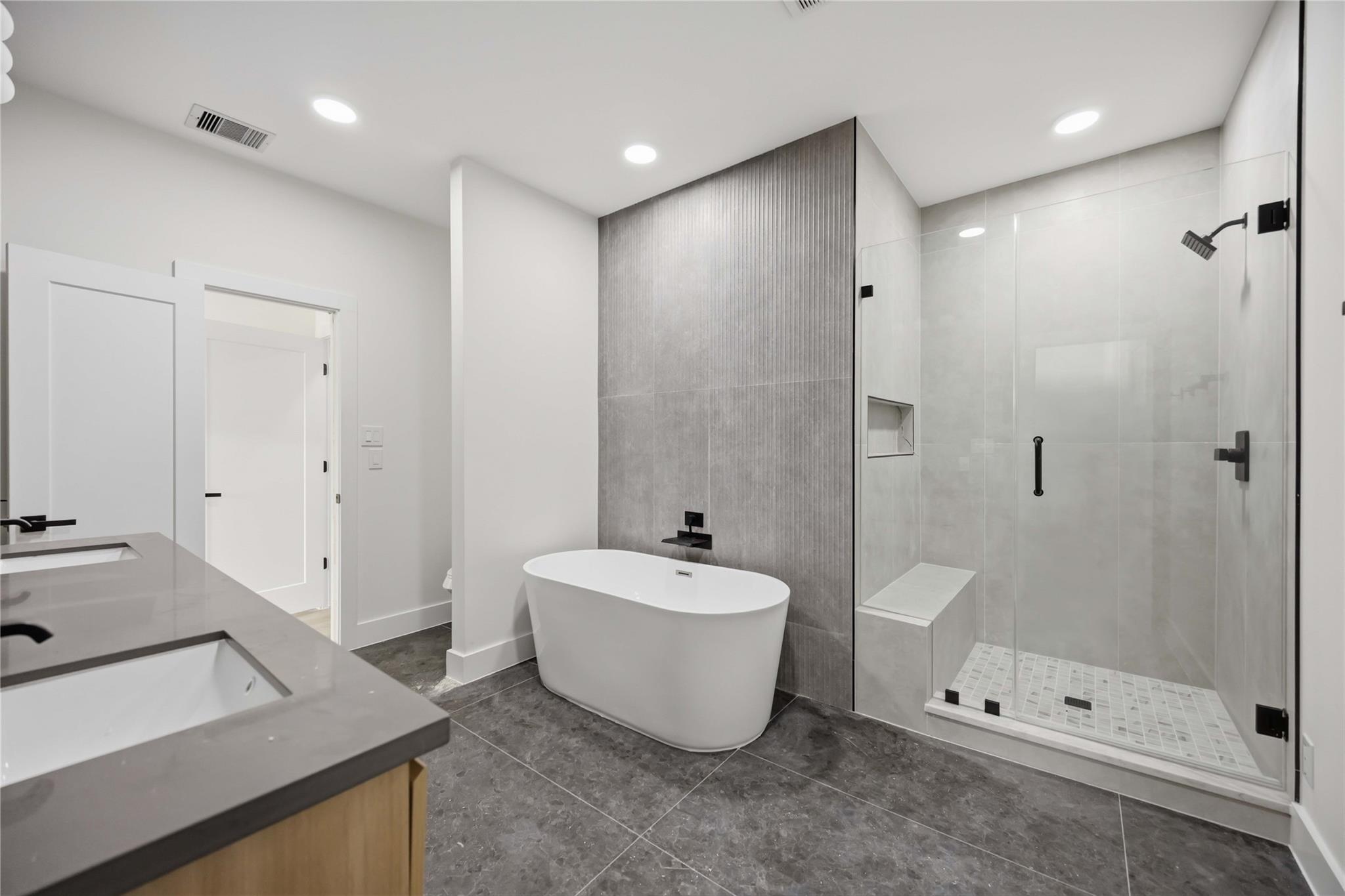 3704 Mount Pleasant Street Unit: A/B