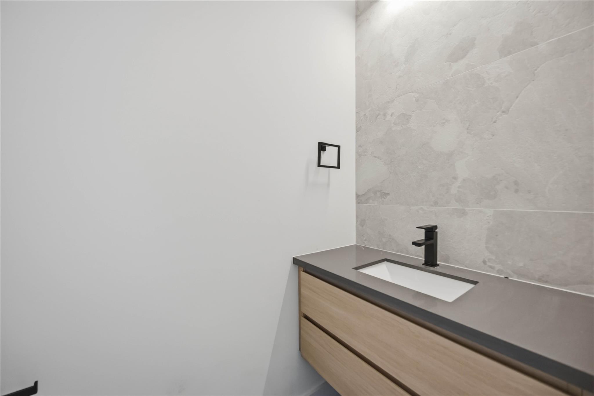 3704 Mount Pleasant Street Unit: A/B