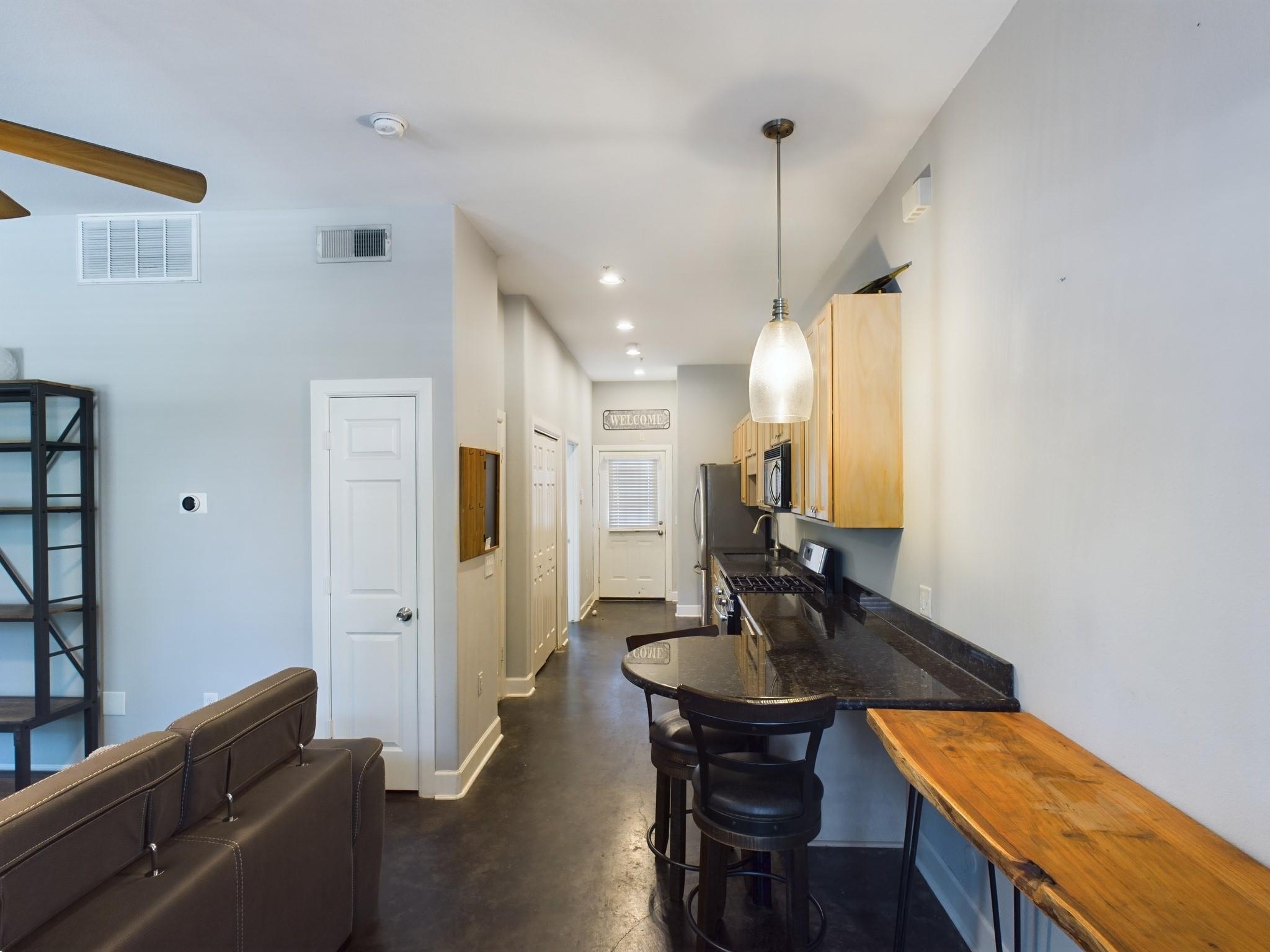 1602 Elgin Street # 3