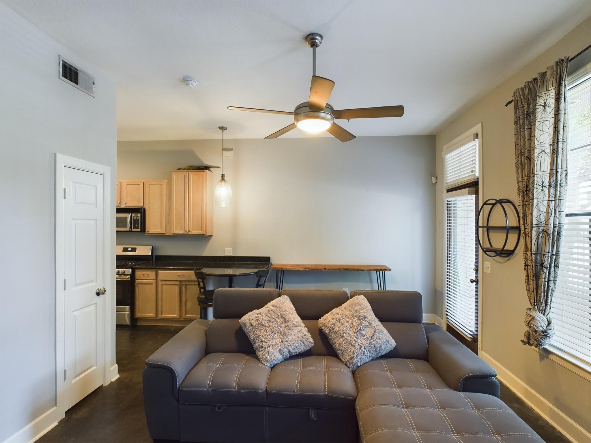 1602 Elgin Street # 3