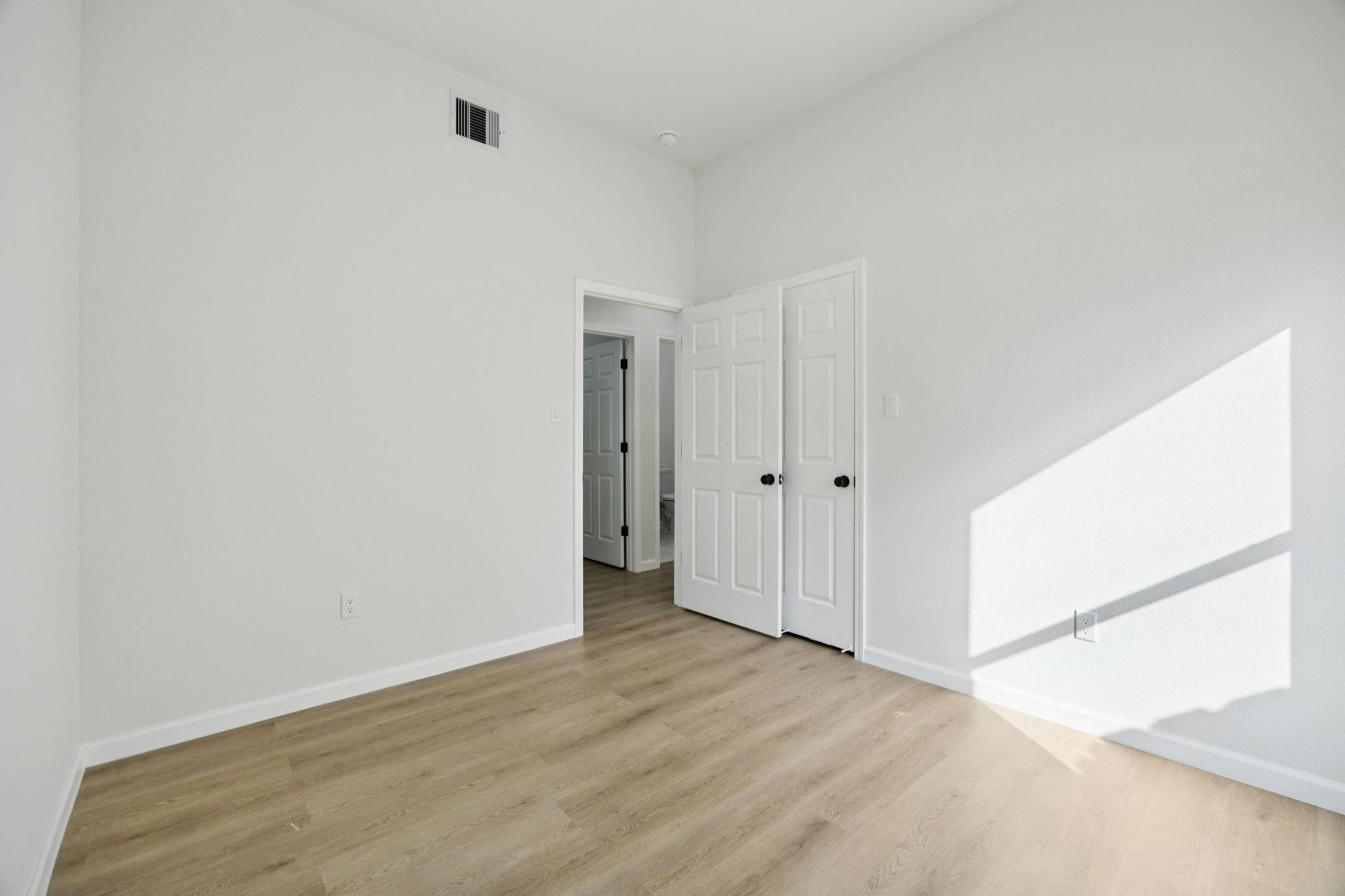 422 New Hampshire Street # B