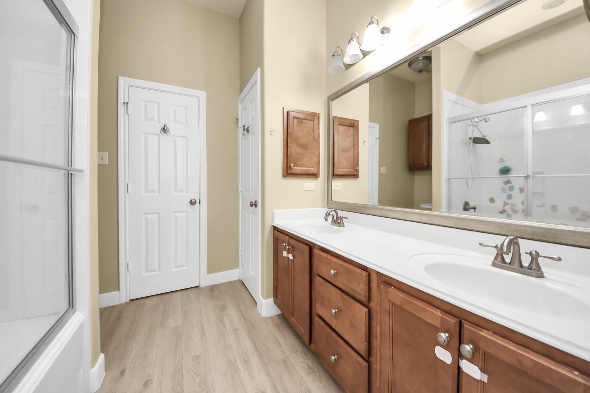 10342 Solitaire Circle