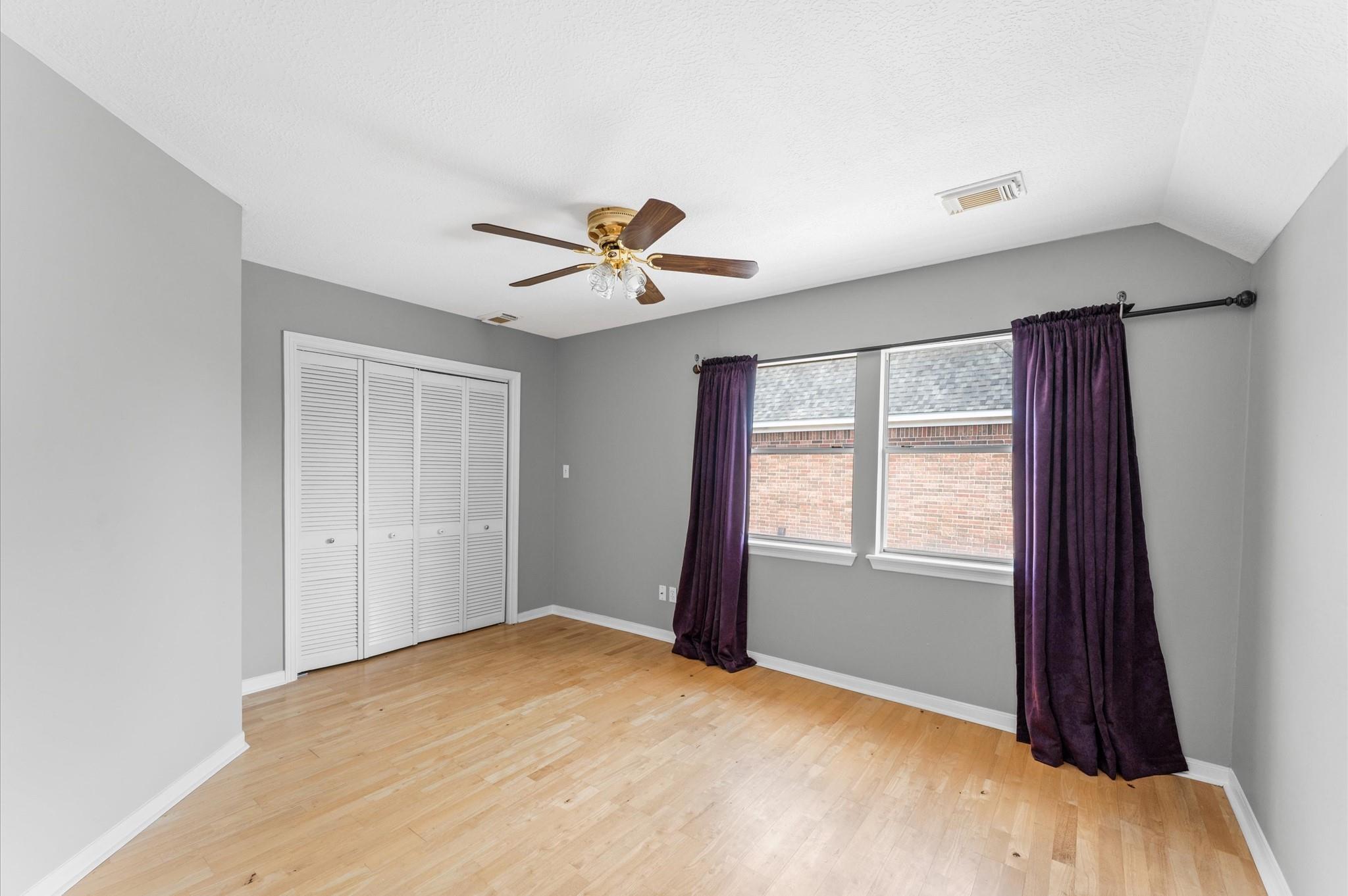 4414 Riverside Oaks Drive