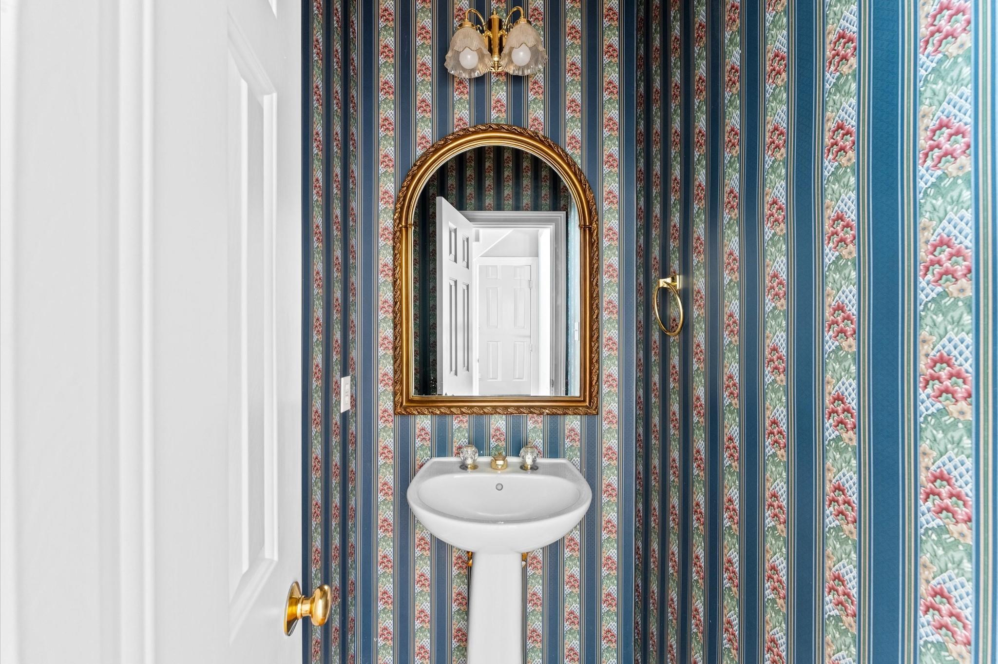 4414 Riverside Oaks Drive