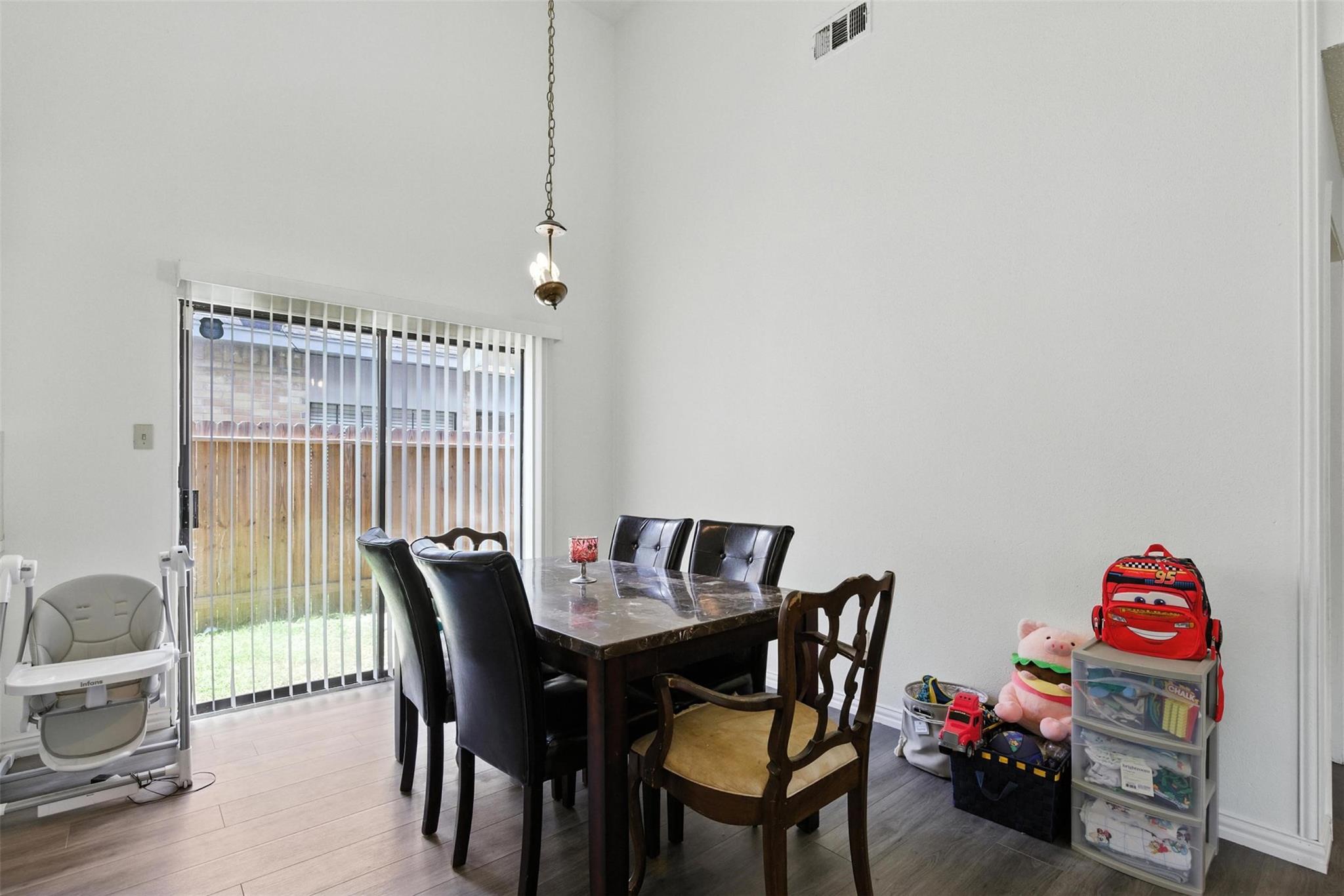 20115 Beechview Lane