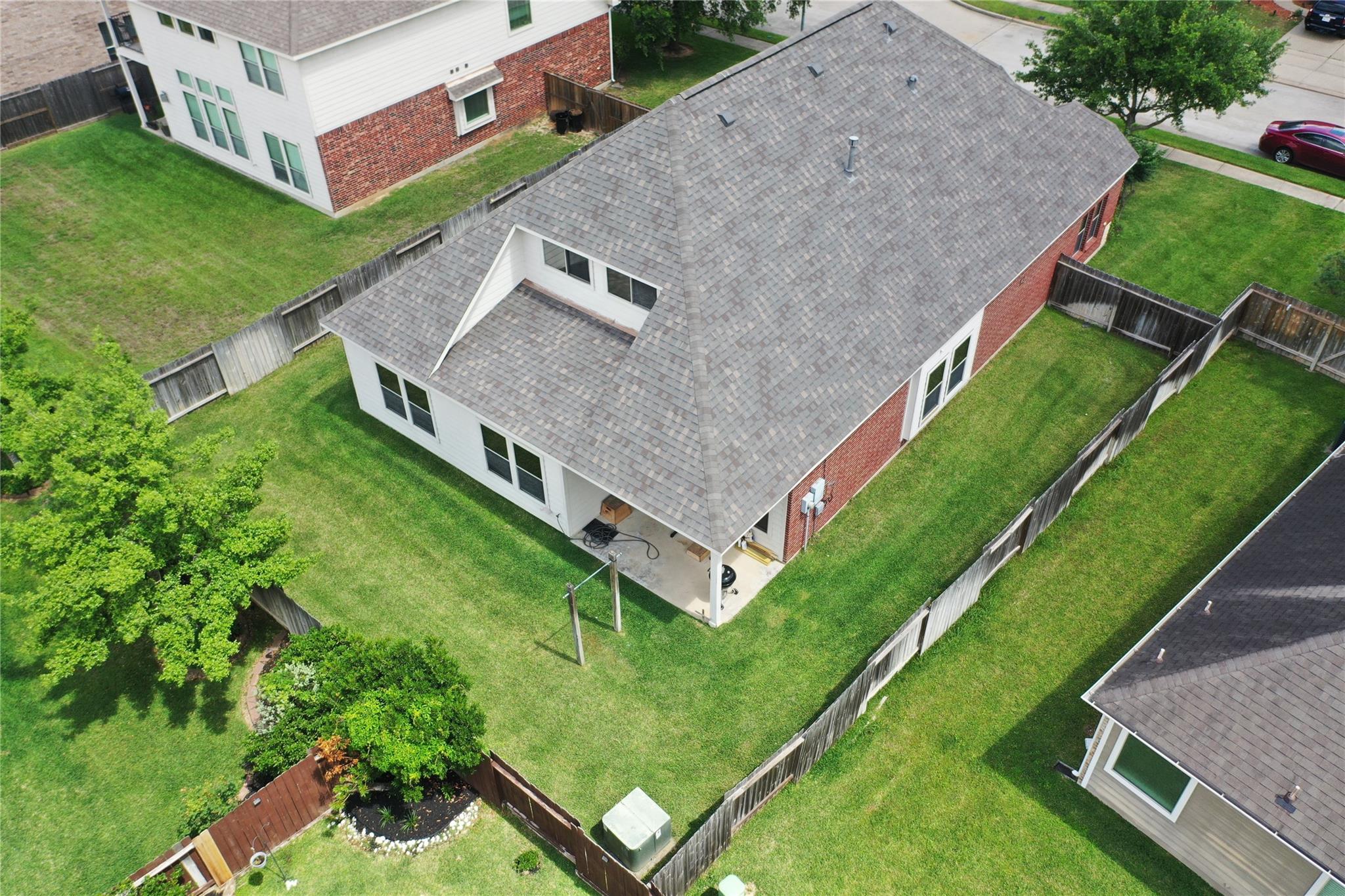 802 Harbor Lakes Lane