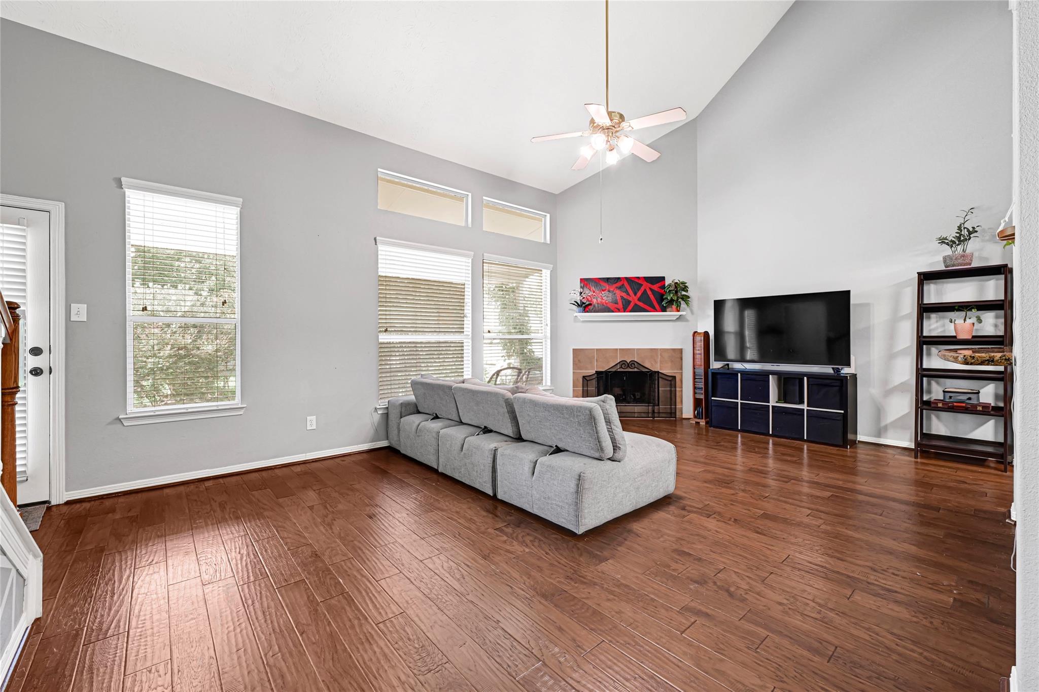 9302 E Lakeside Drive