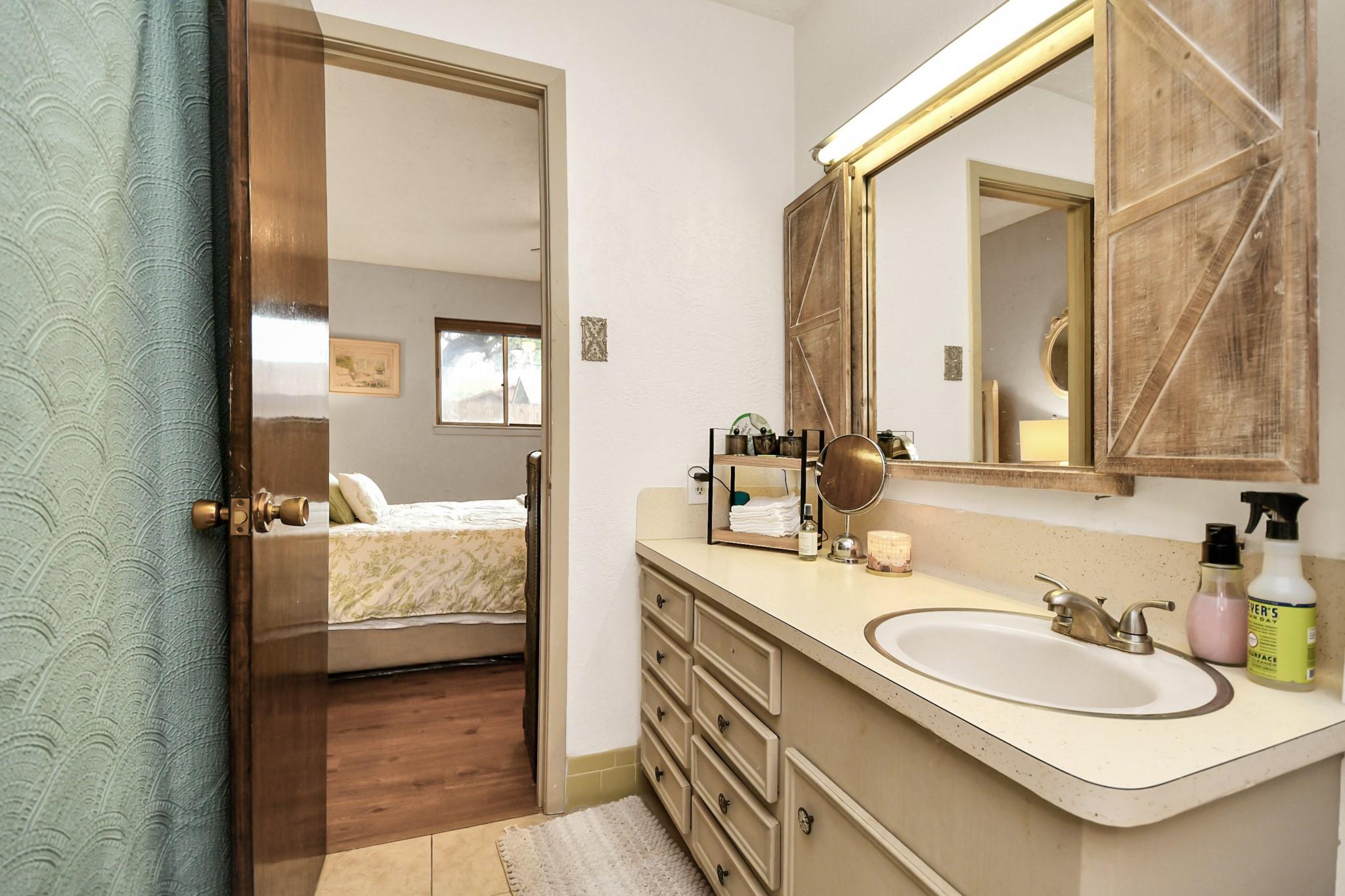 1503 Woodlawn Street