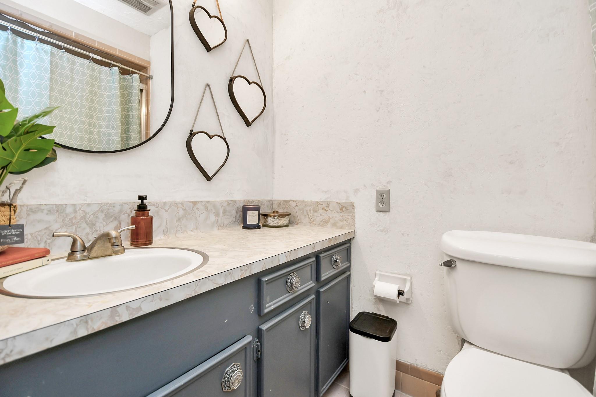 1503 Woodlawn Street