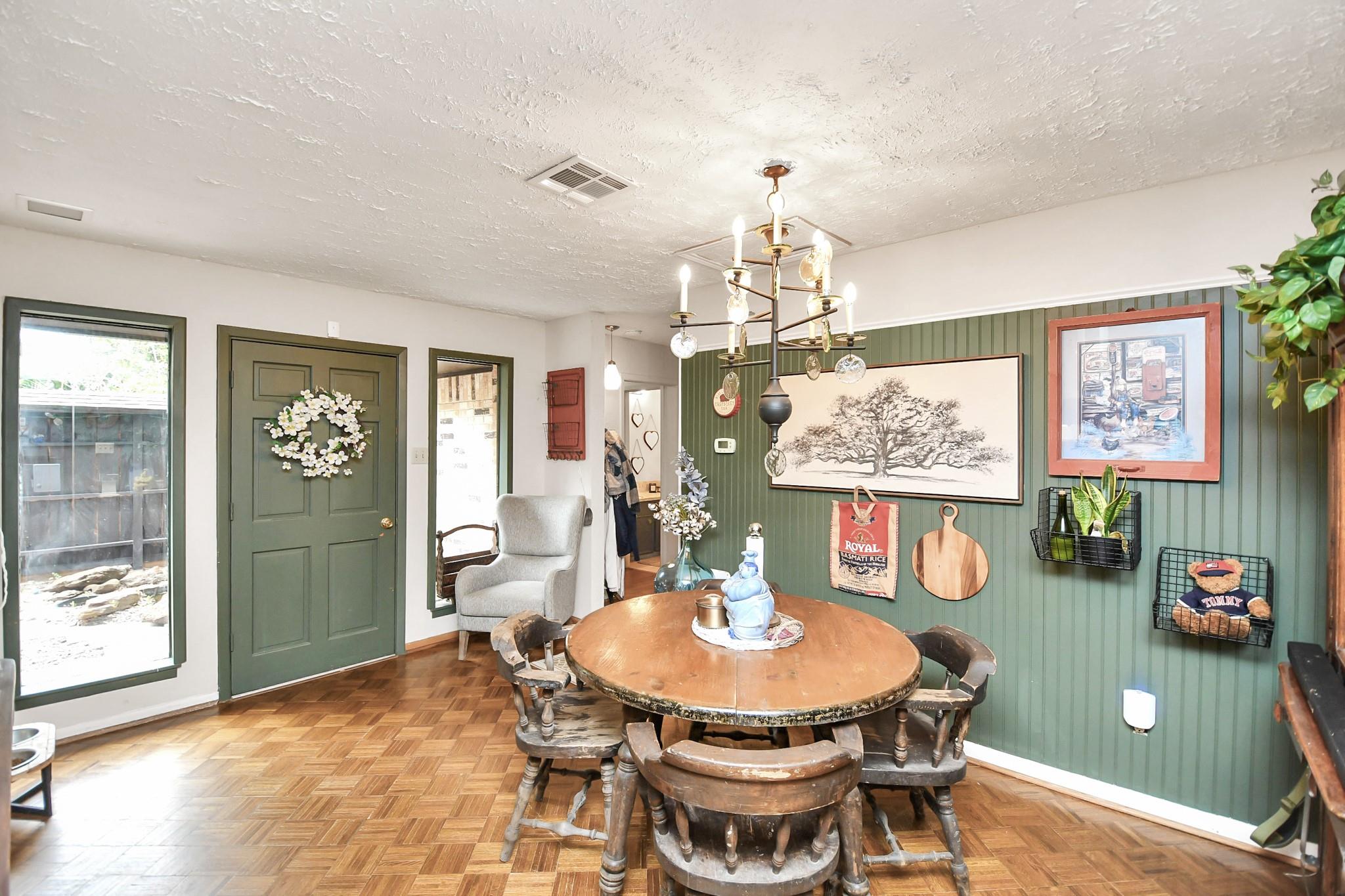 1503 Woodlawn Street