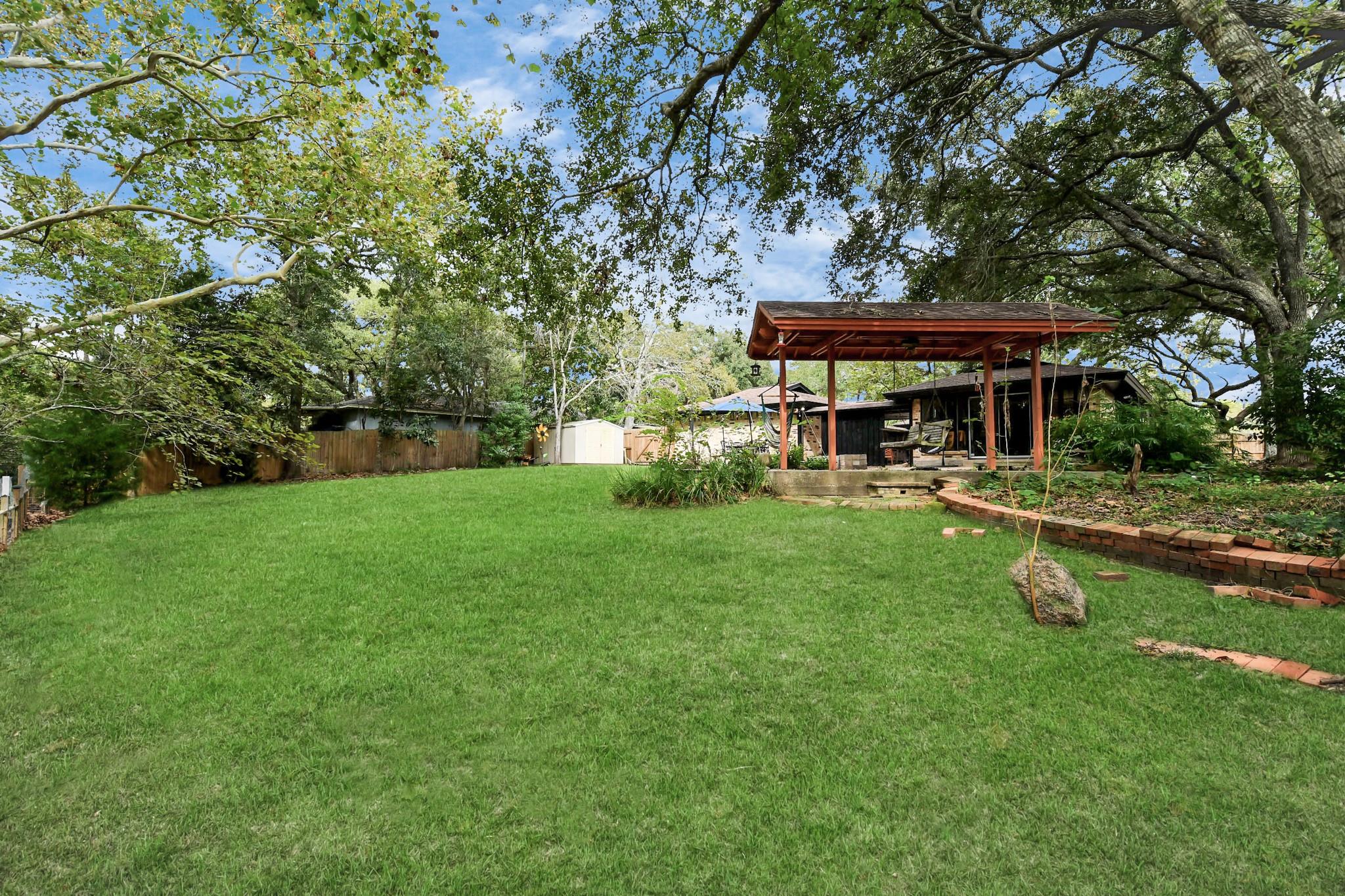 1503 Woodlawn Street