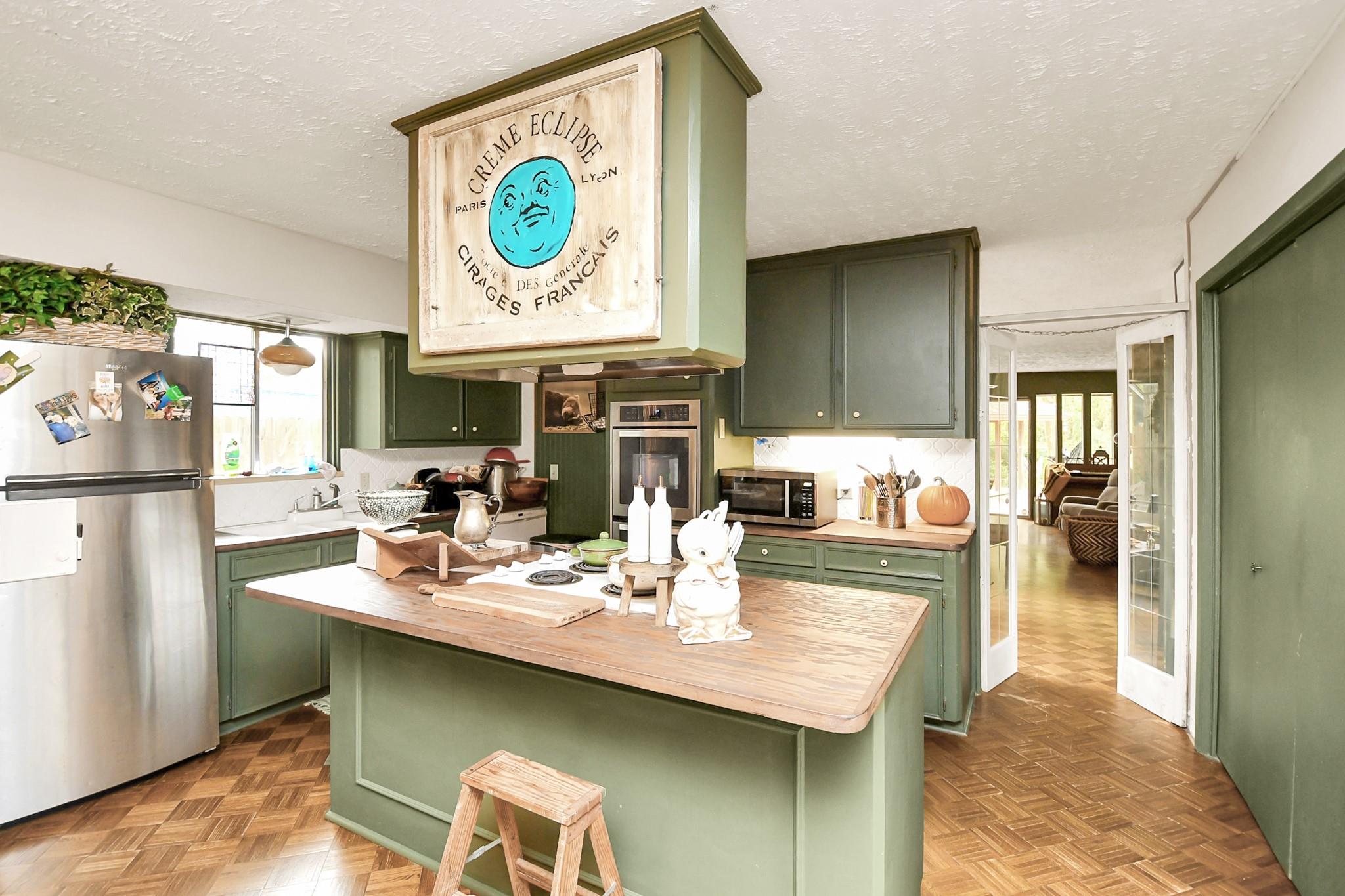 1503 Woodlawn Street