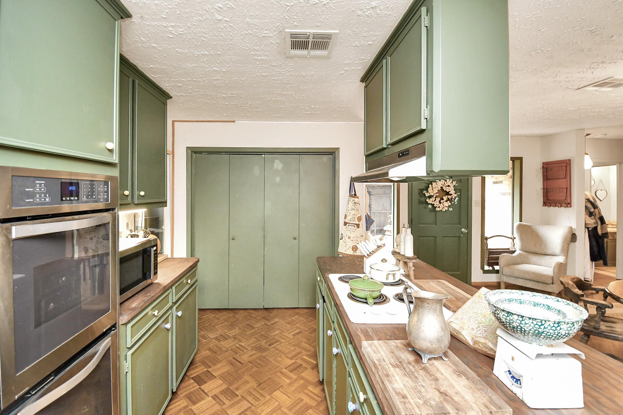 1503 Woodlawn Street