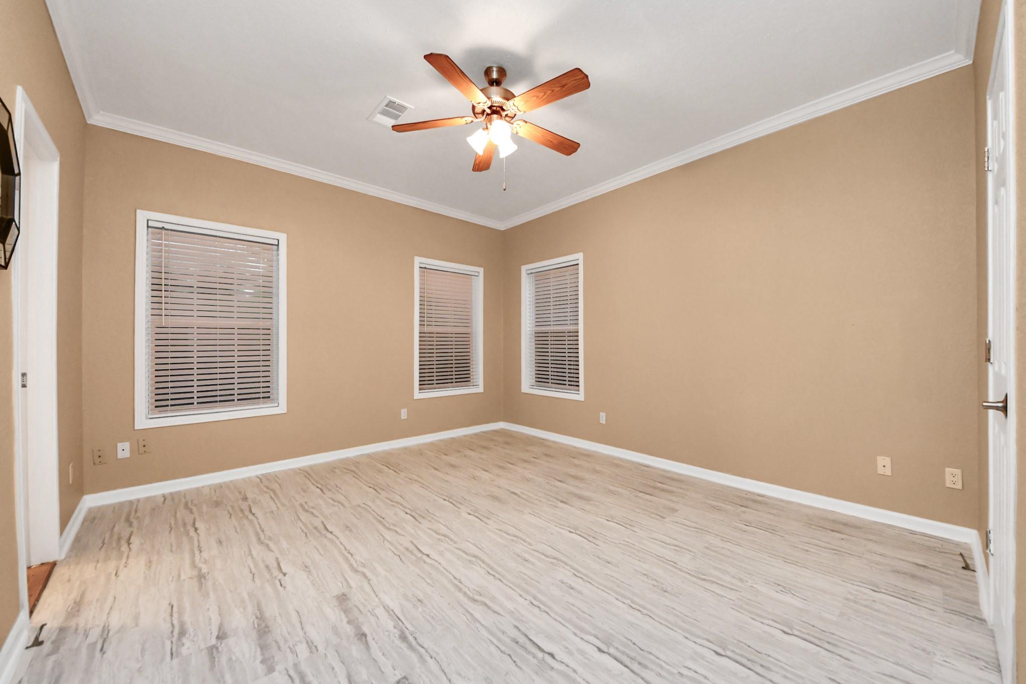 27161 Remington Forest E