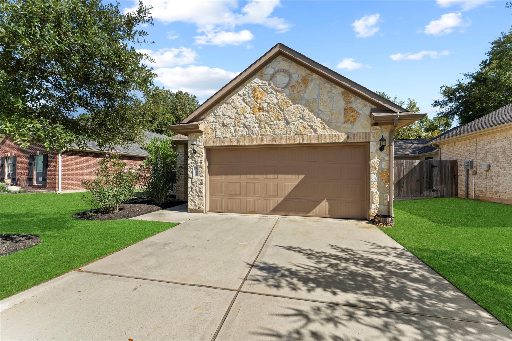 12942 Shady Grove Lane, Montgomery