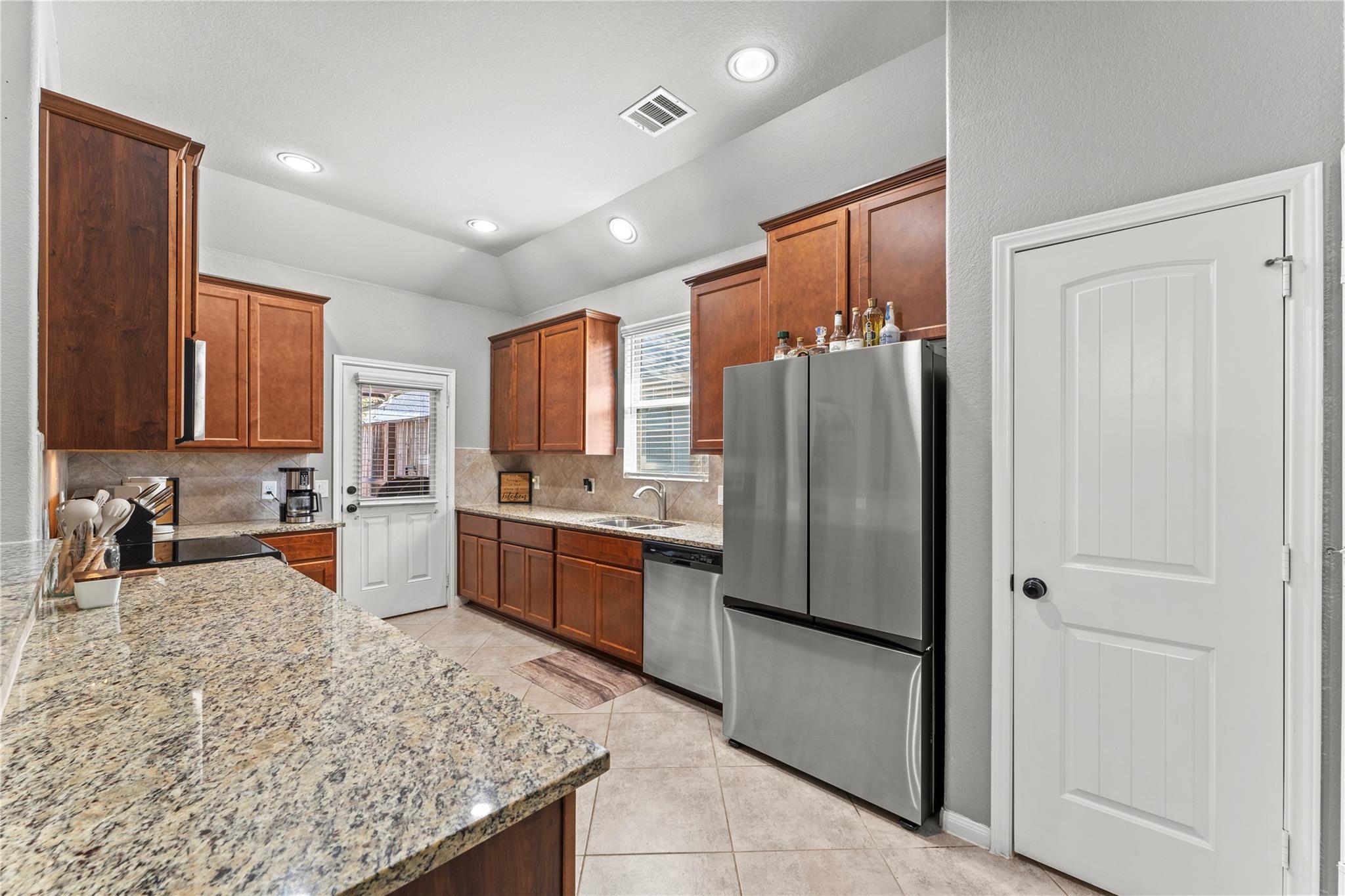 12942 Shady Grove Lane, Montgomery