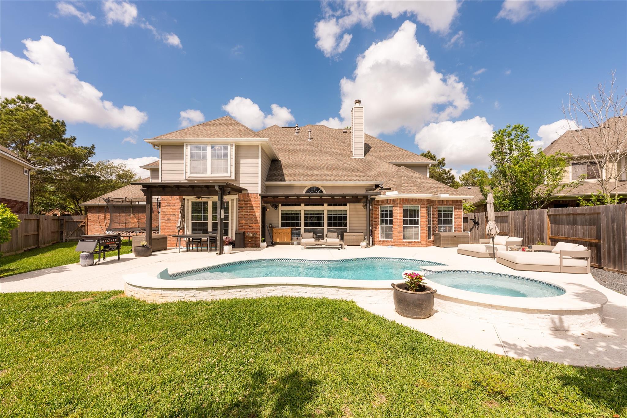 11123 Sheldon Bend Drive