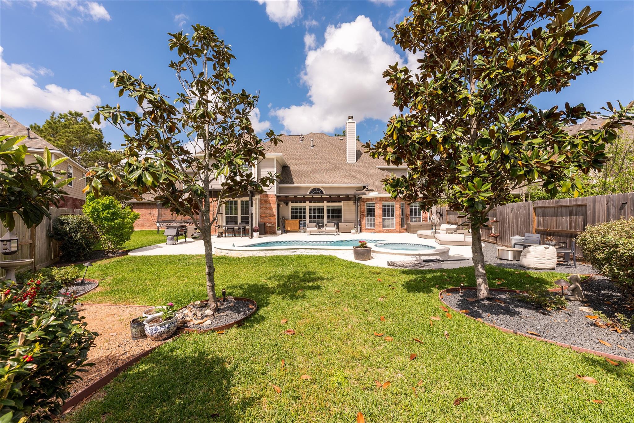 11123 Sheldon Bend Drive