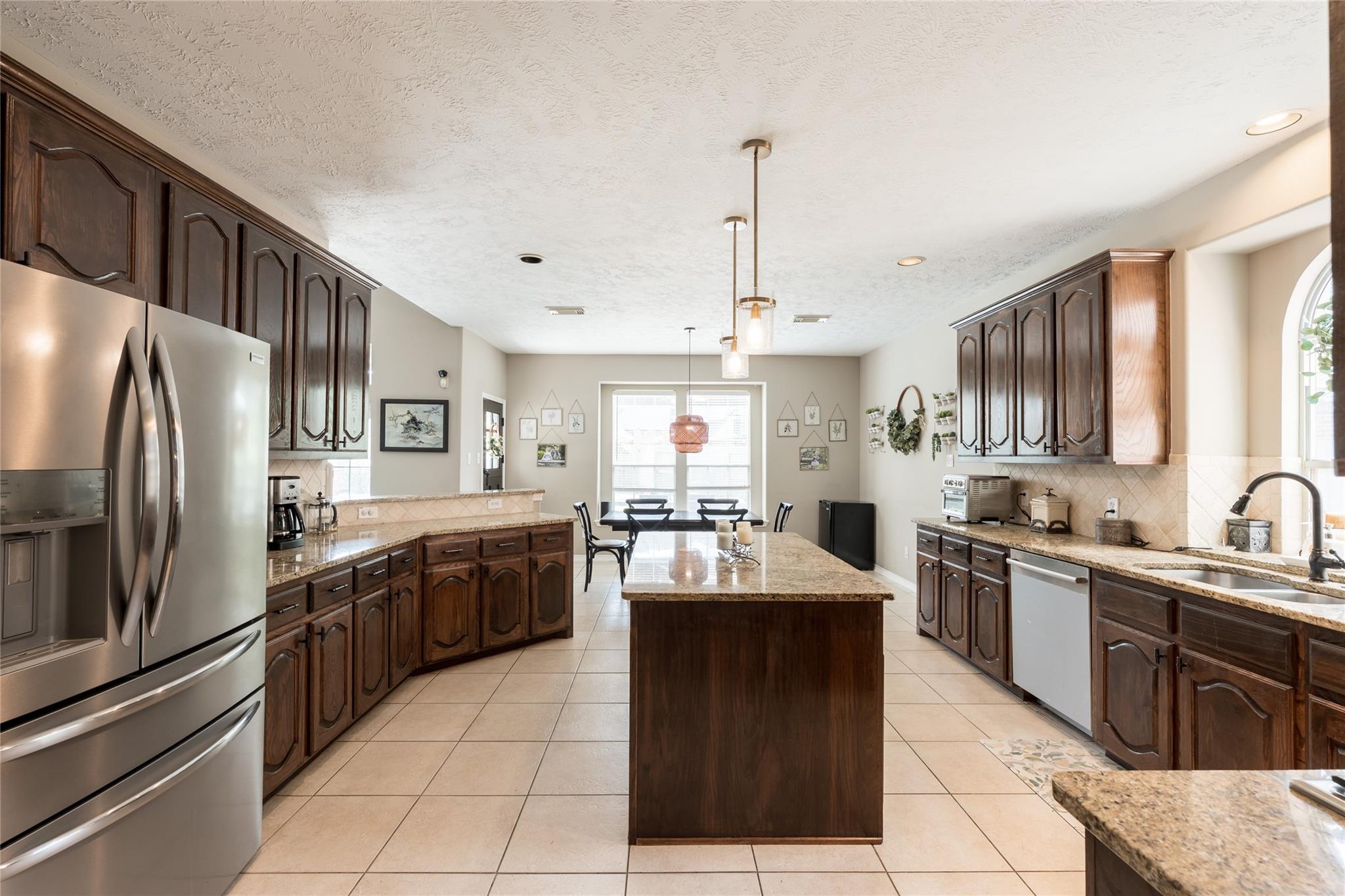 11123 Sheldon Bend Drive