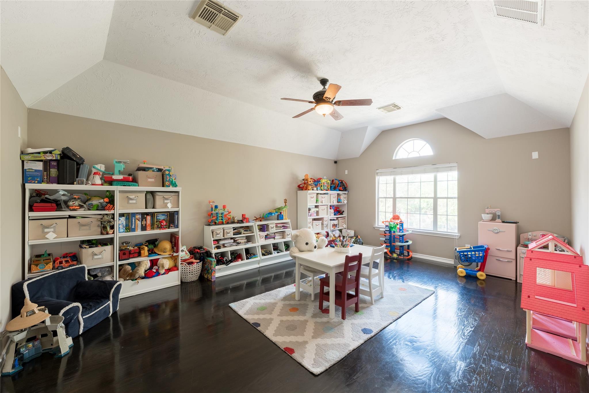 11123 Sheldon Bend Drive