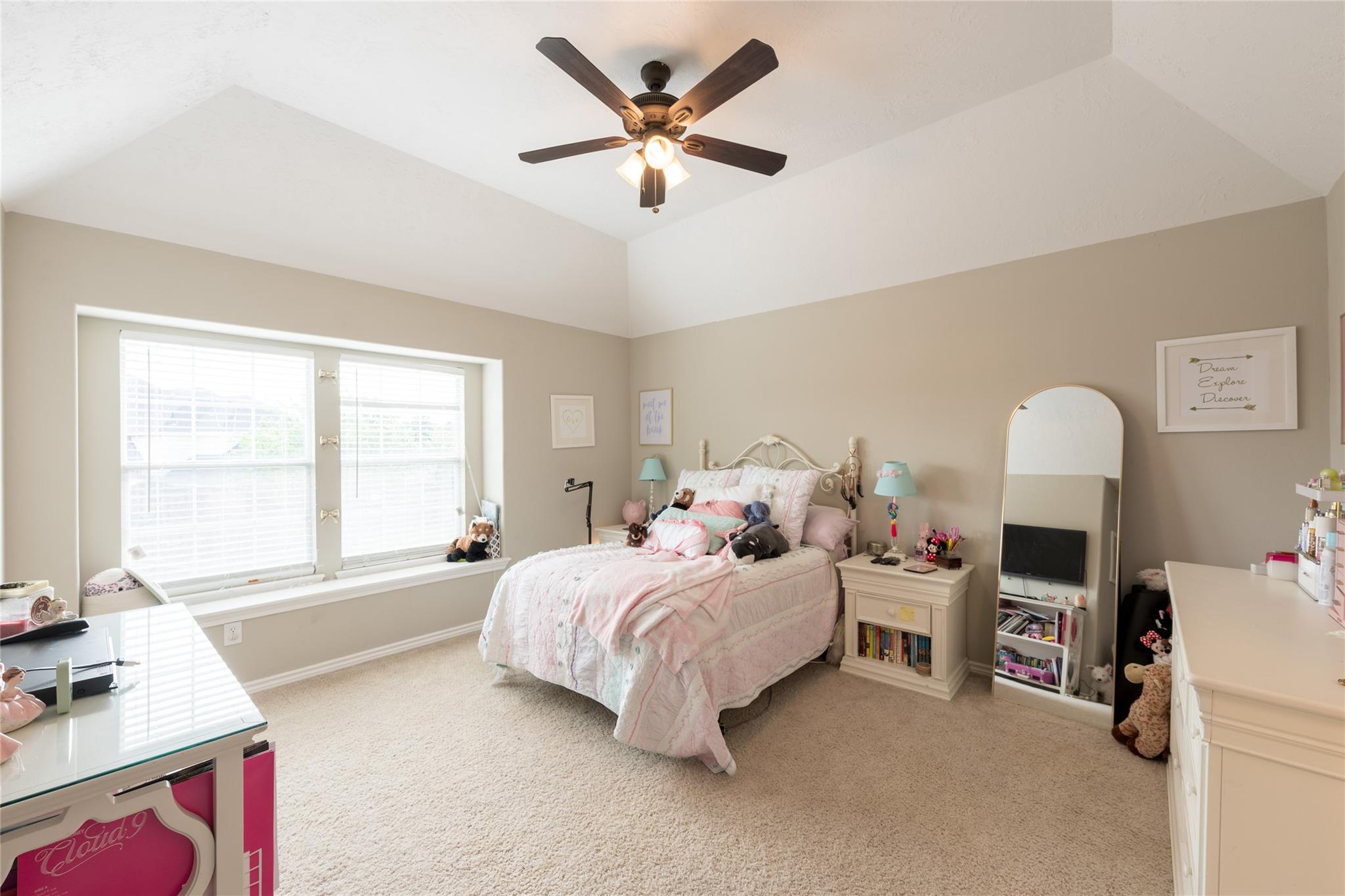 11123 Sheldon Bend Drive