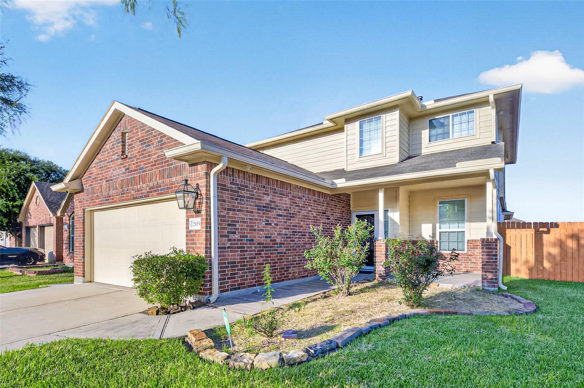 2115 Weathersfield Trace Circle