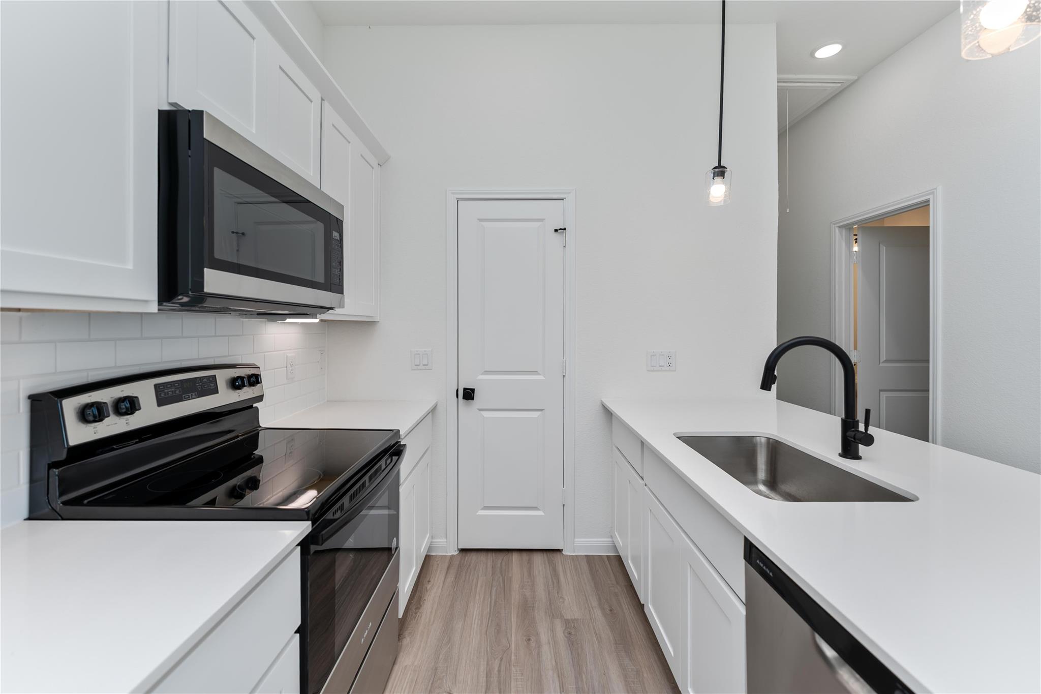 4713 Mallow Street, Houston Unit: E/F