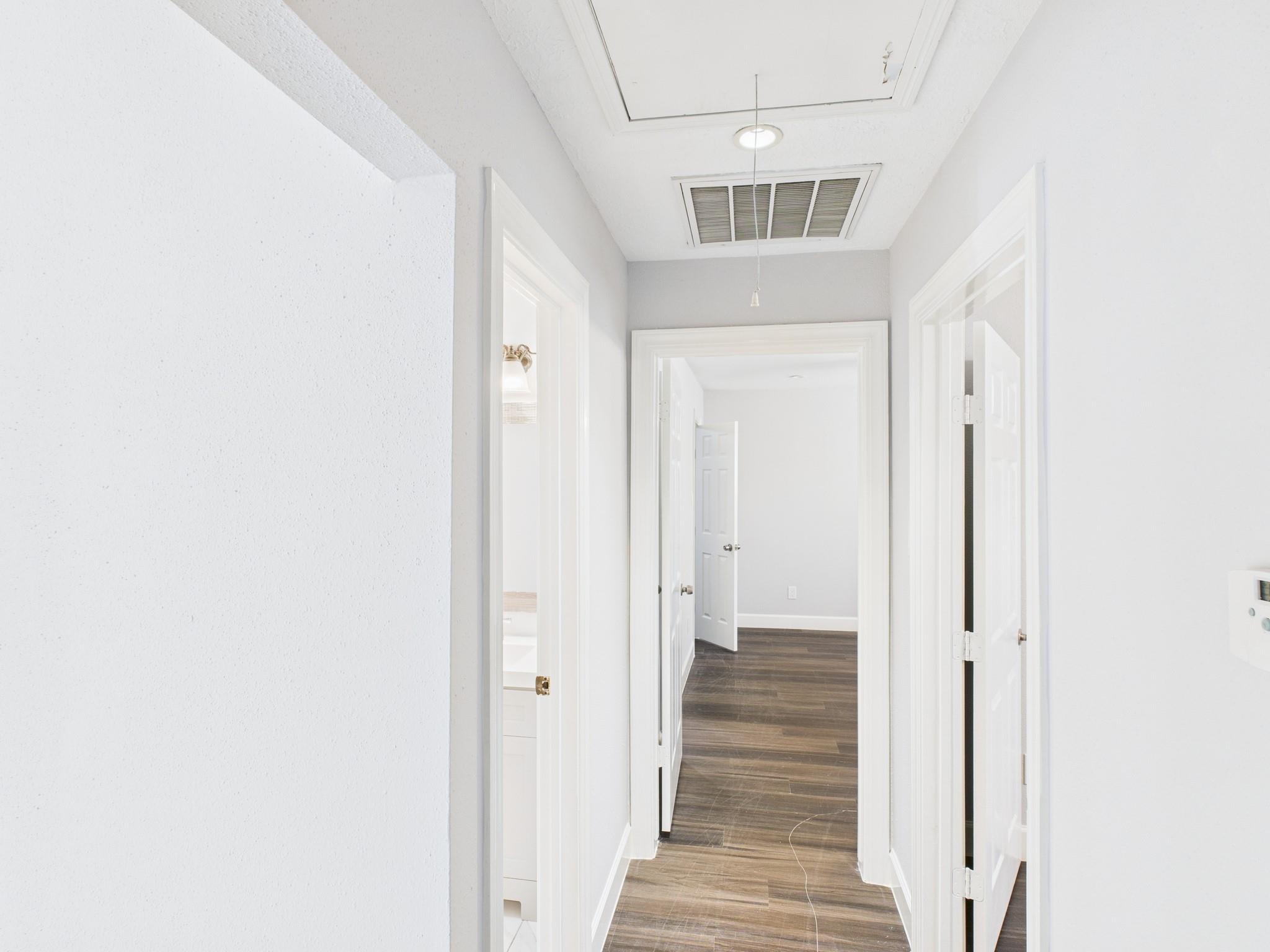 11619 Bowlan Ln, Houston