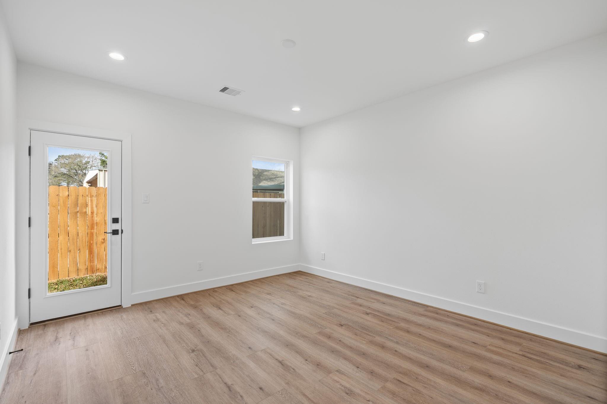 826 Curtin Street # F