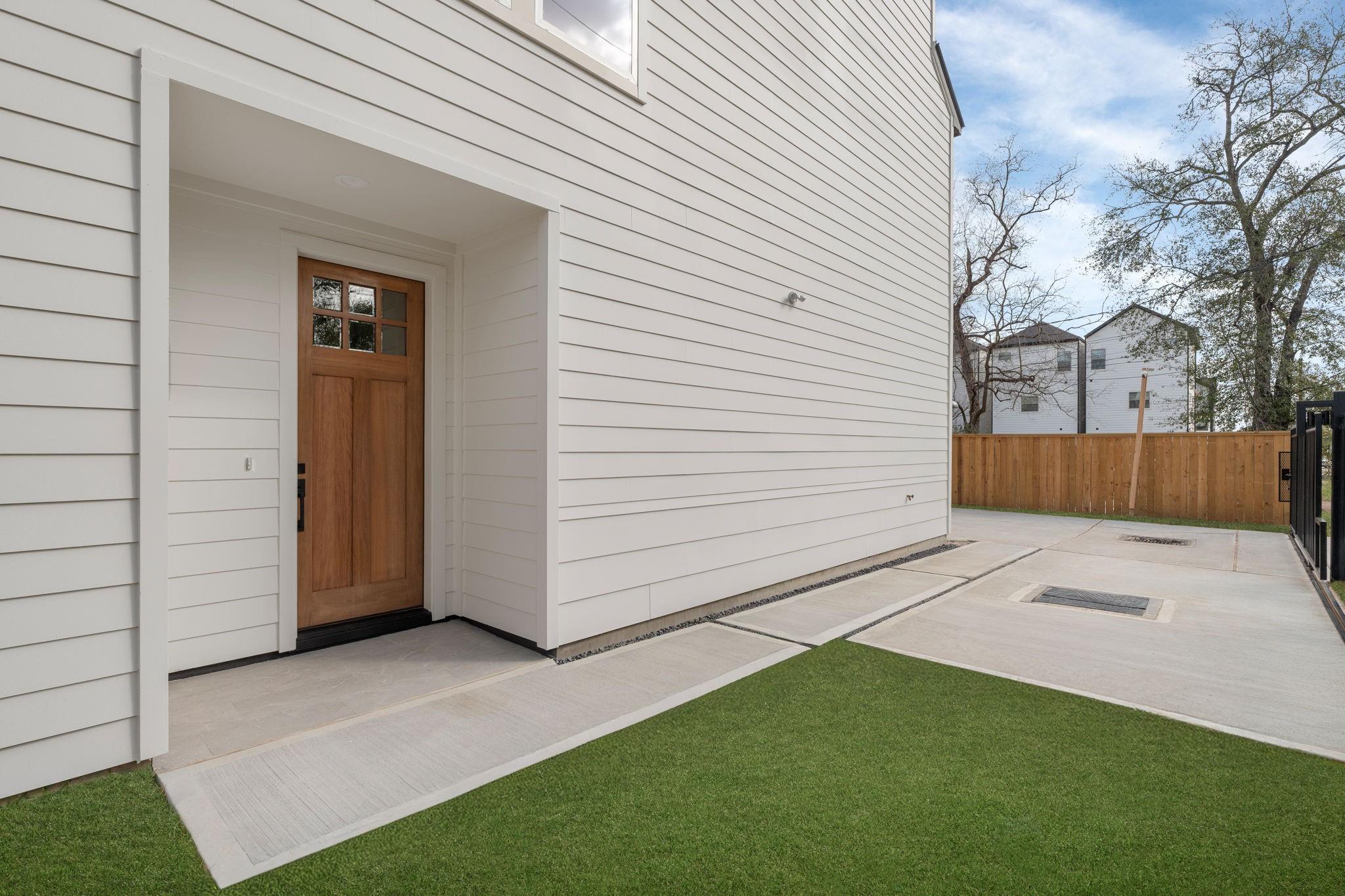 826 Curtin Street # F