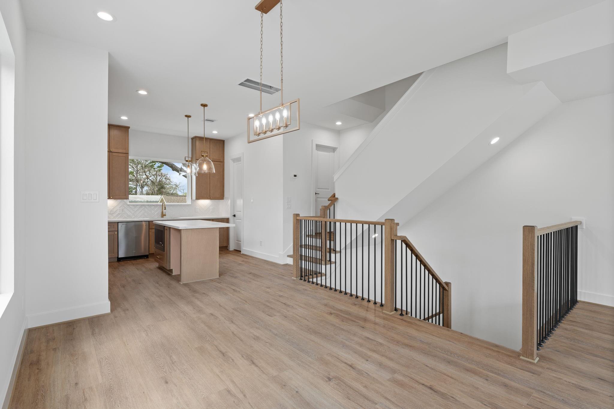 826 Curtin Street # F