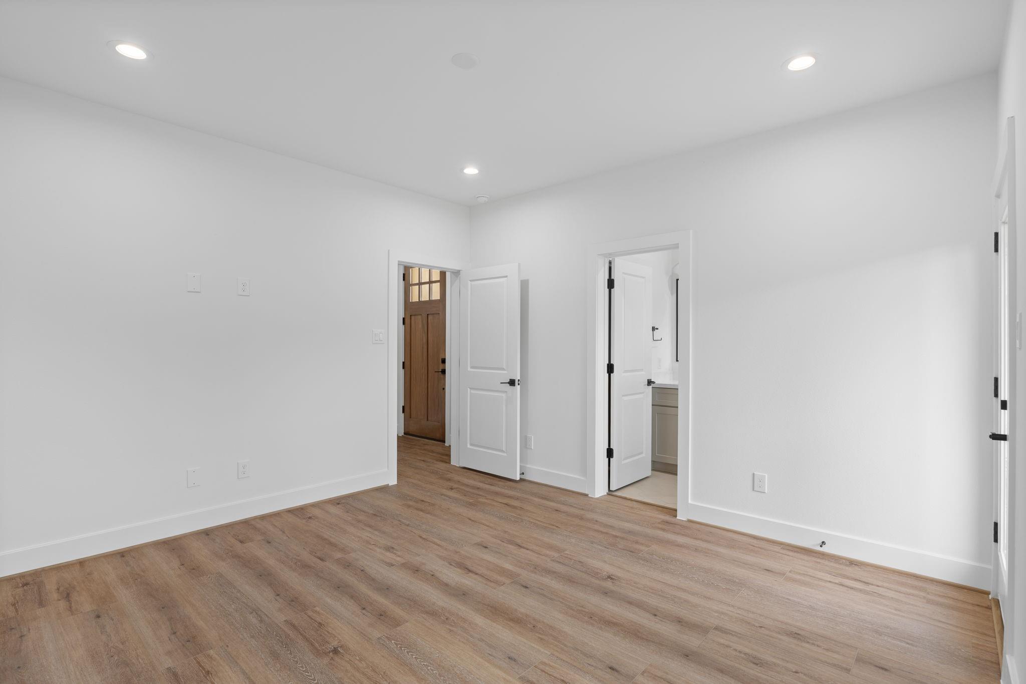 826 Curtin Street # F