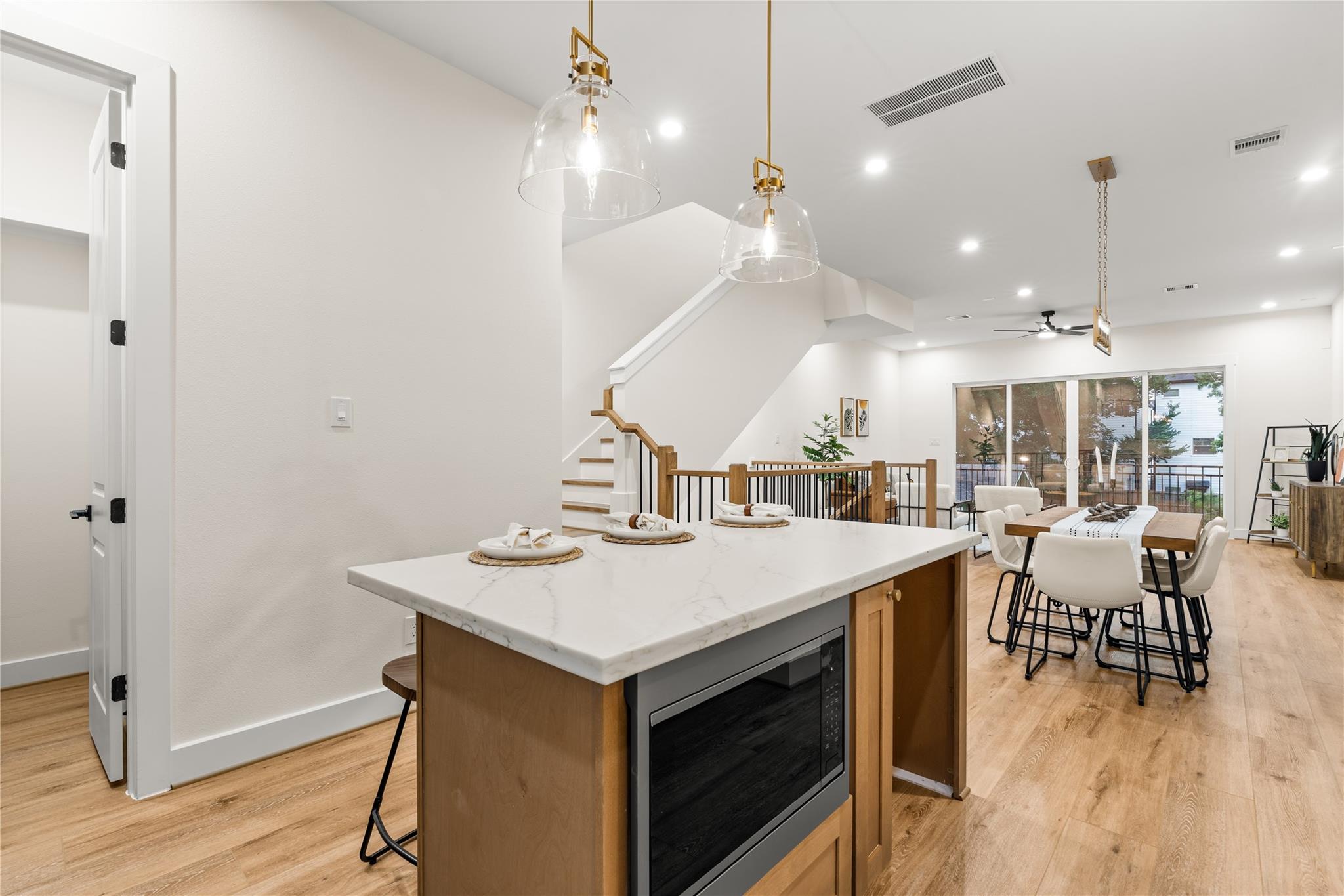 826 Curtin Street # F