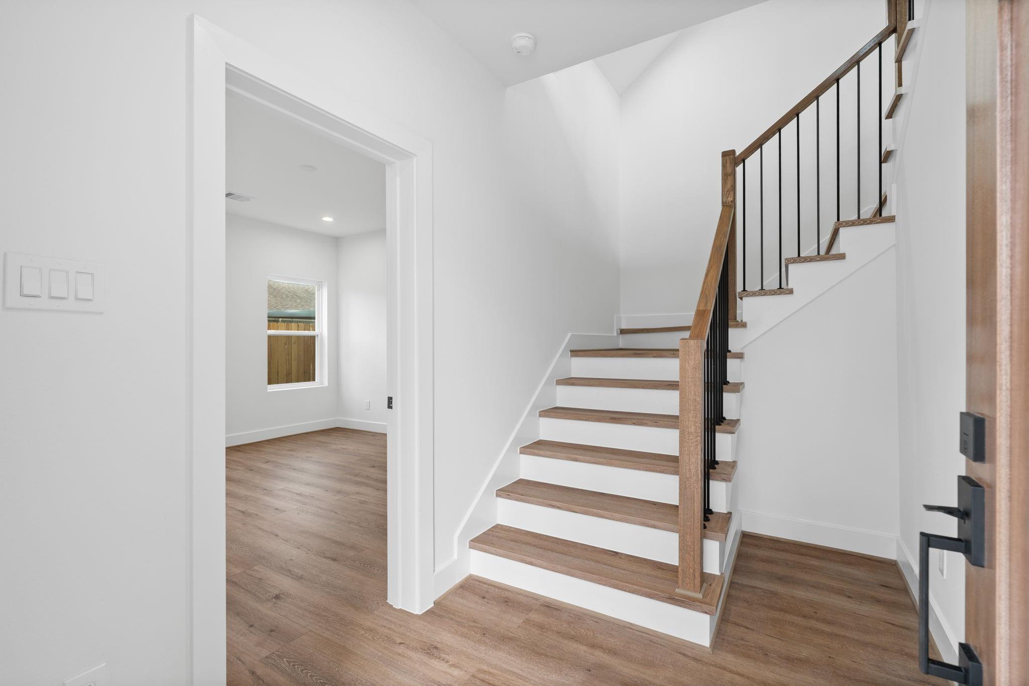 826 Curtin Street # F