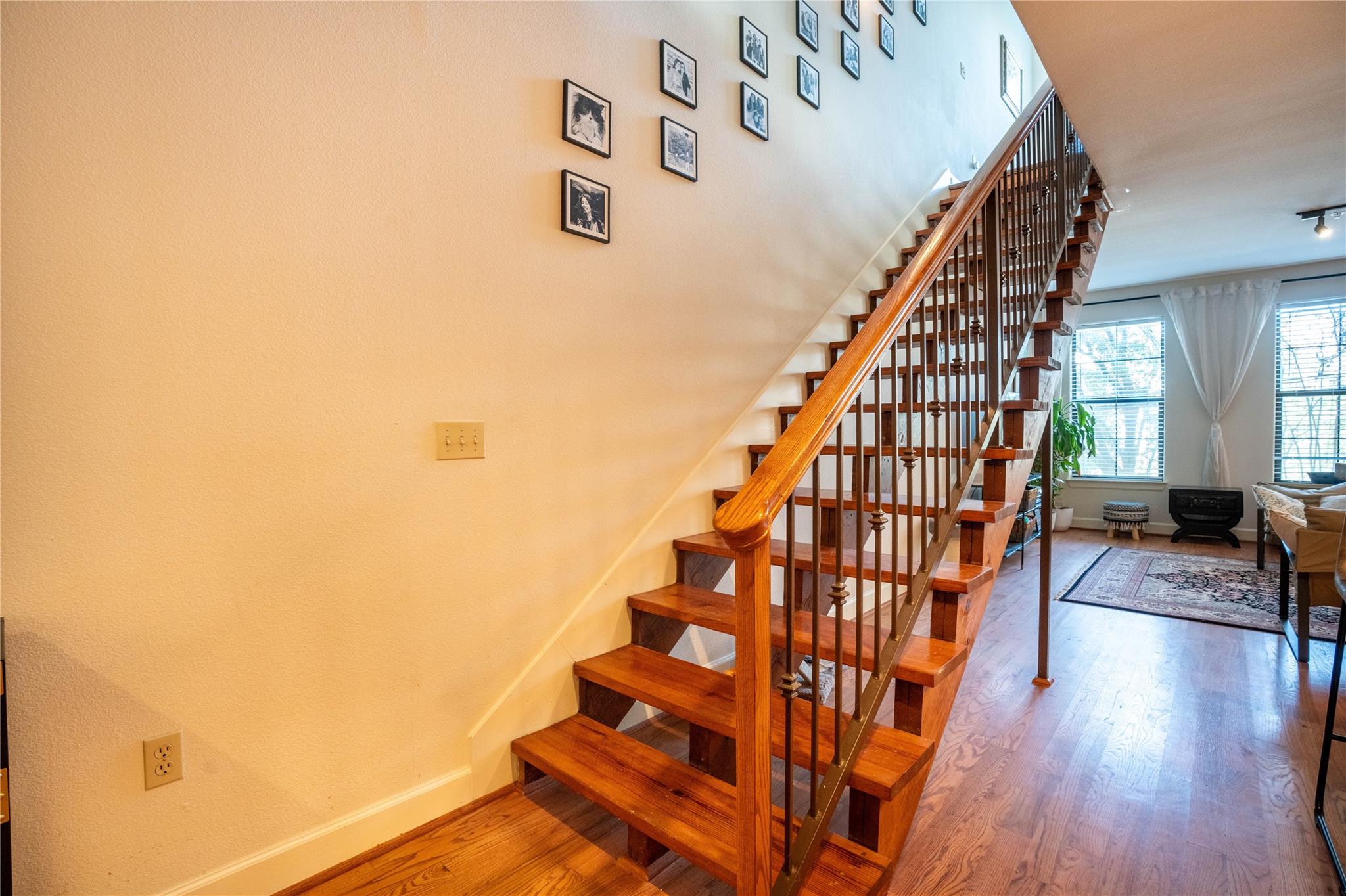 1602 Elgin Street # 13