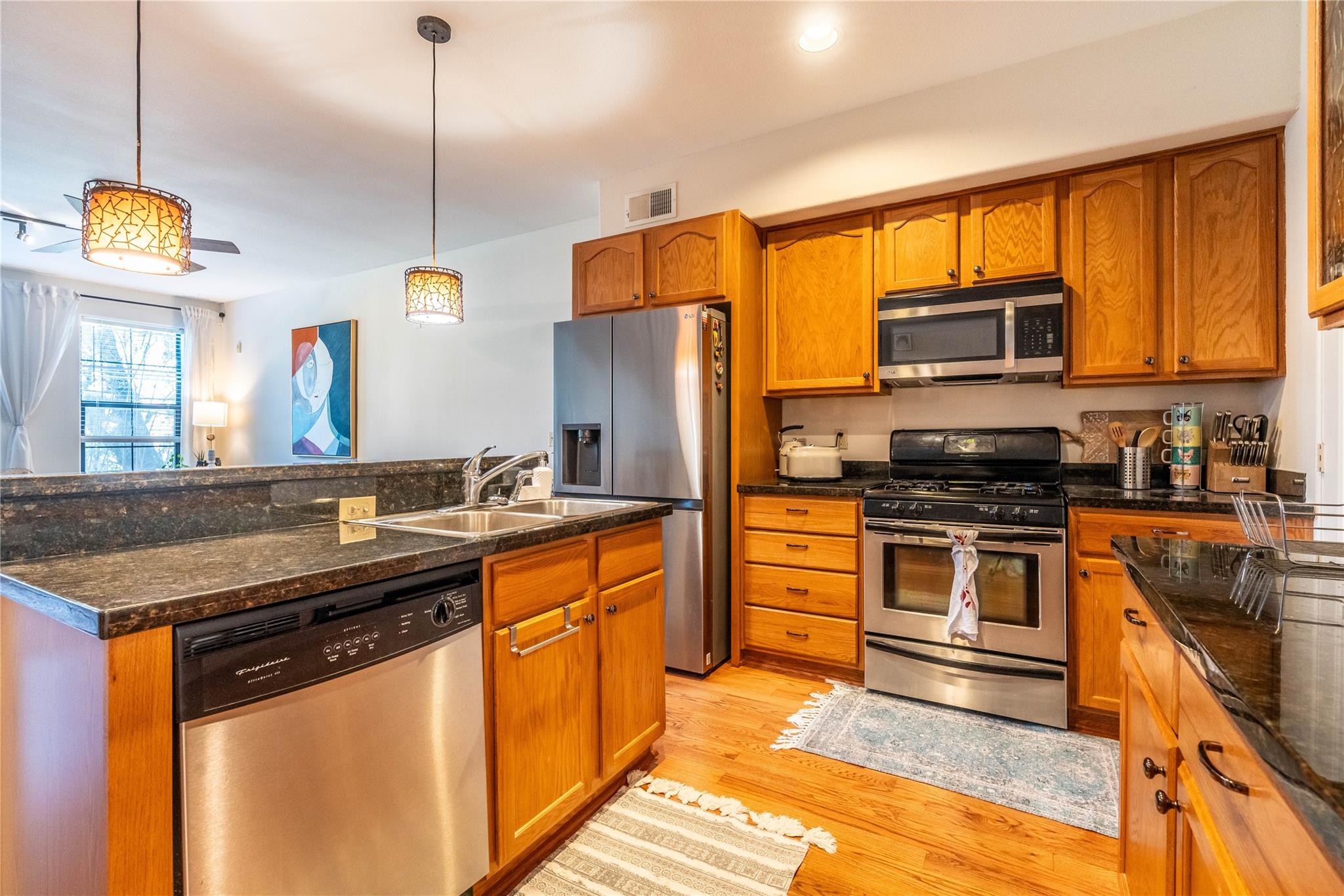 1602 Elgin Street # 13